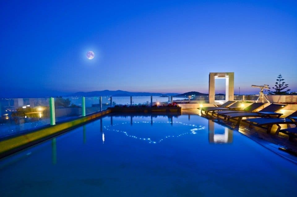 properties-NAXOS-3.jpg