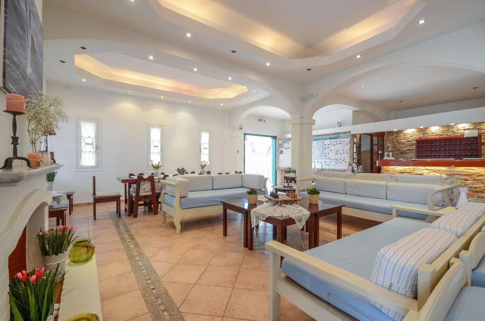 properties-NAXOSBEACH-4.jpg