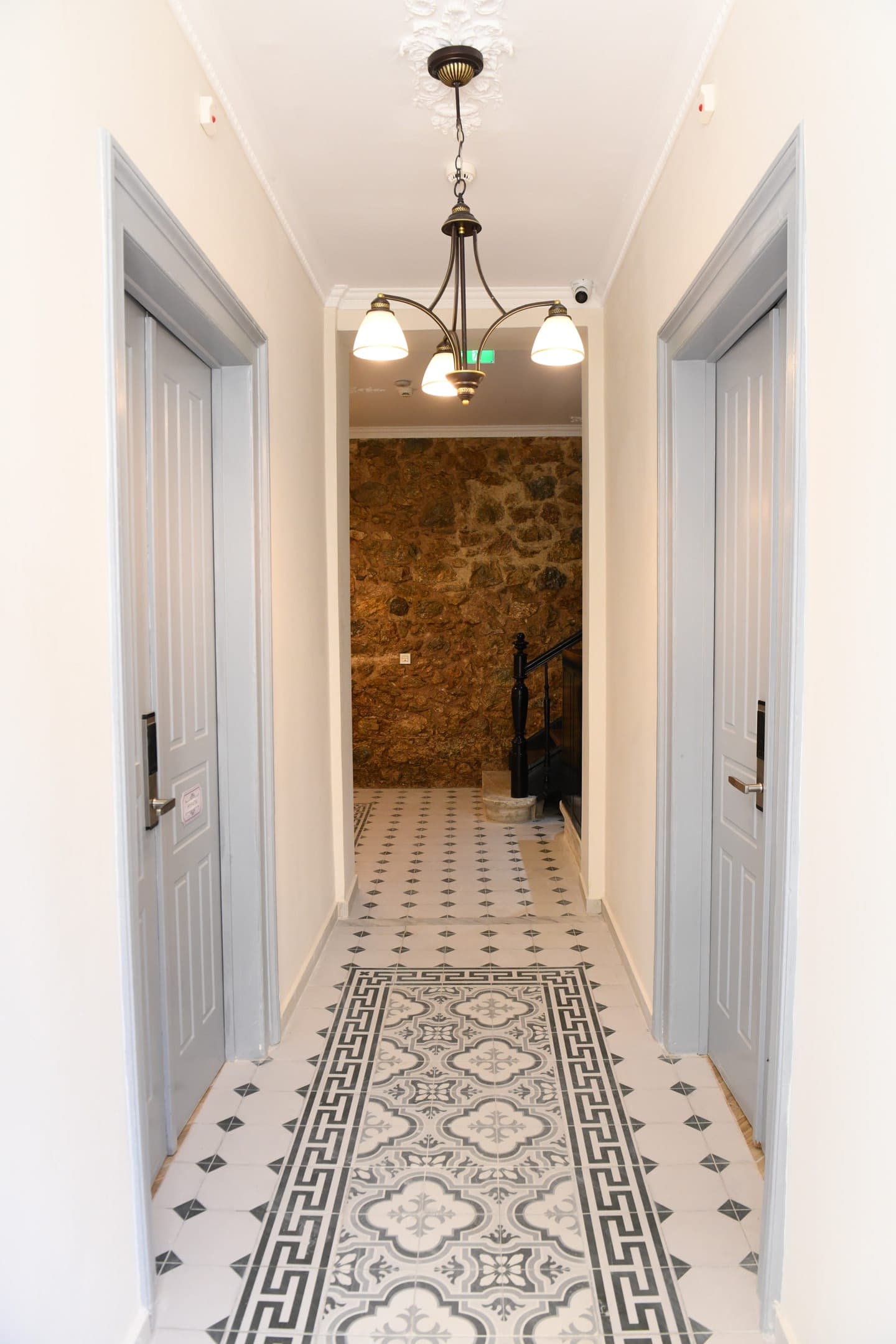 properties-NEAPOLISB-1.jpg
