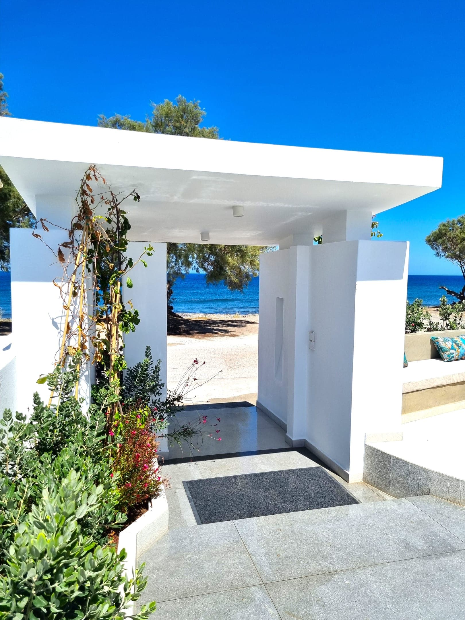 properties-NEREASEAV-2.jpg