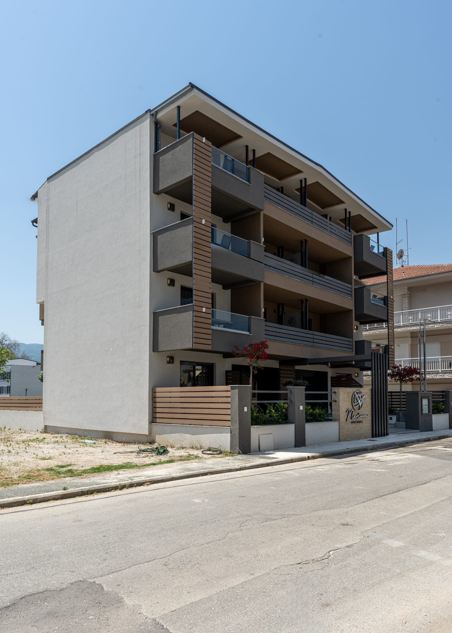 properties-NERIUMAPAR-3.jpg