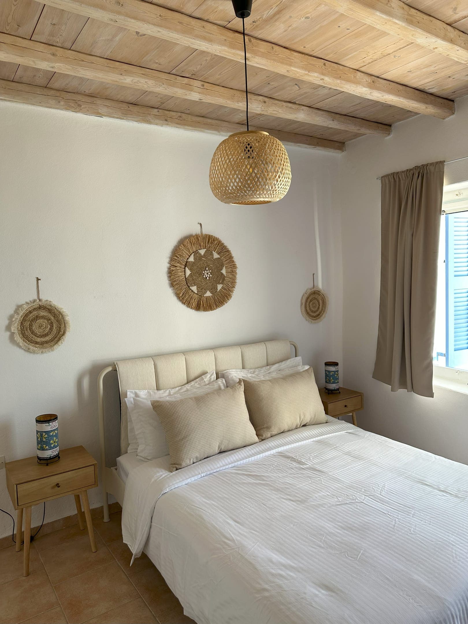 properties-NESAPAROS-0.jpg