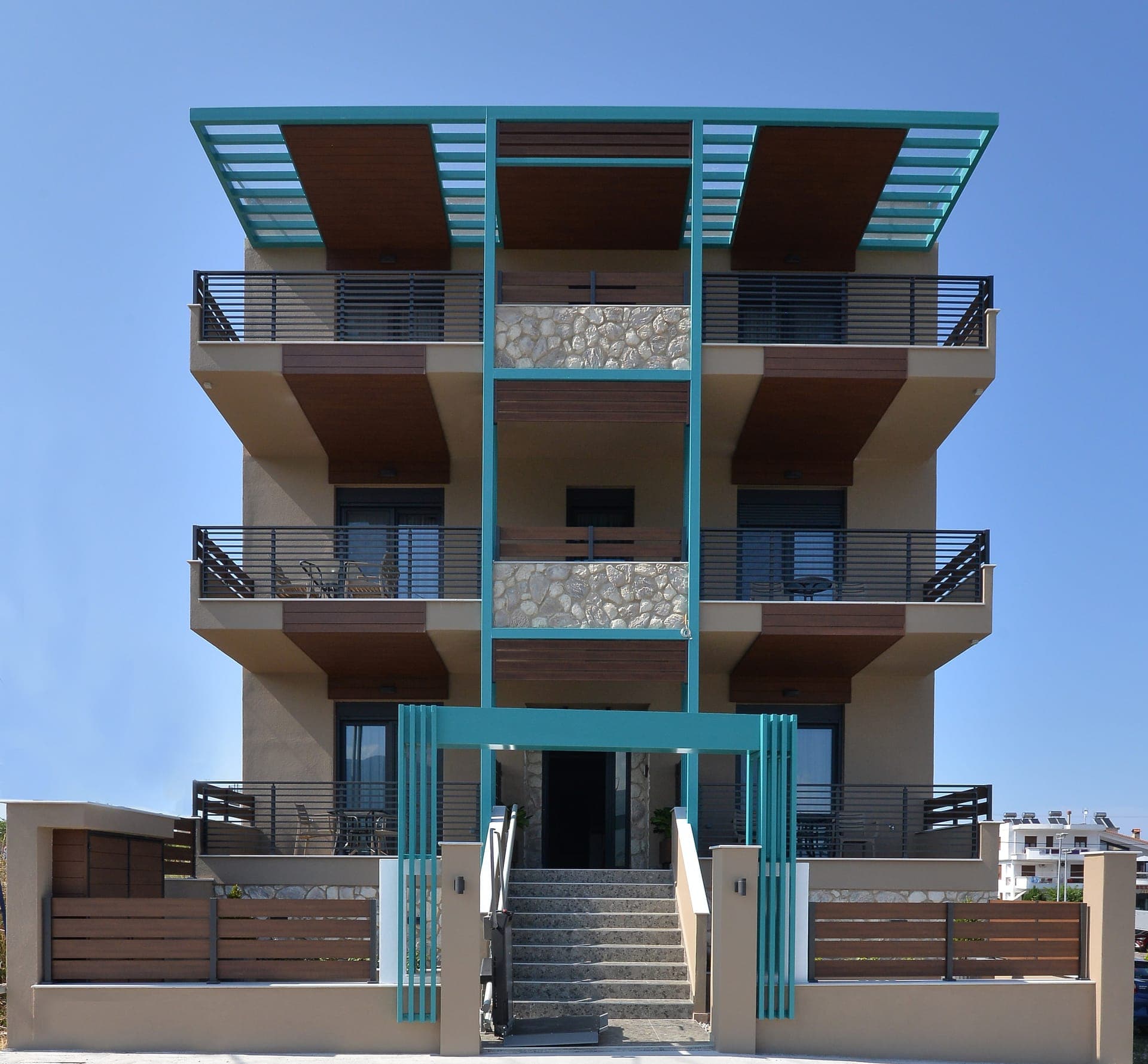 properties-NIELHOLIDA-4.jpg