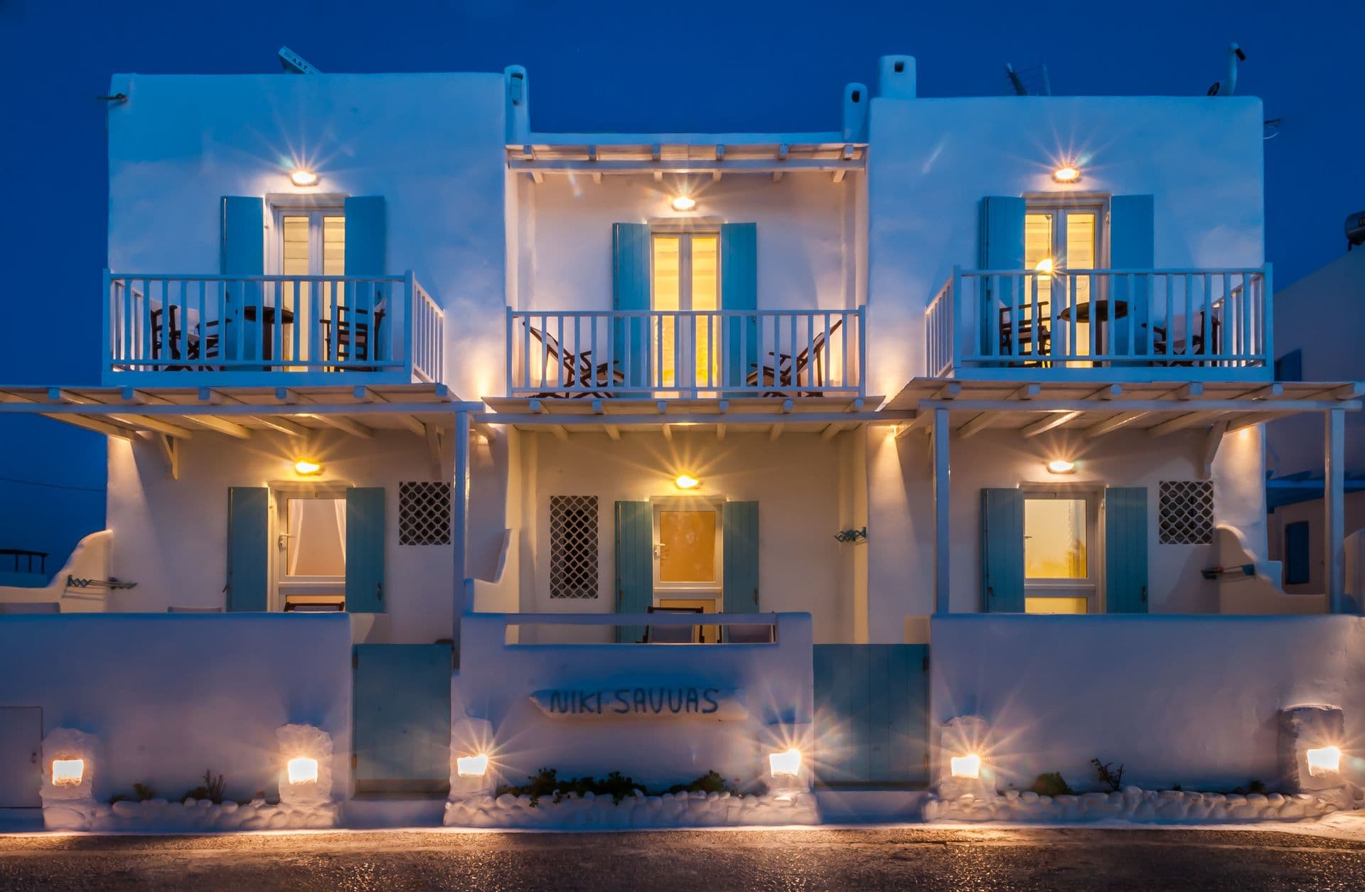 properties-NIKISAVVAS-1.jpg