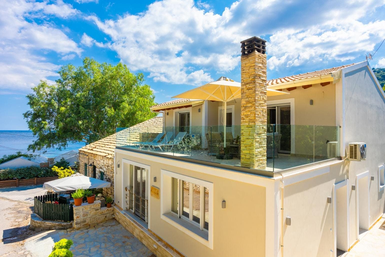 properties-NIKOLAKISV-0.jpg