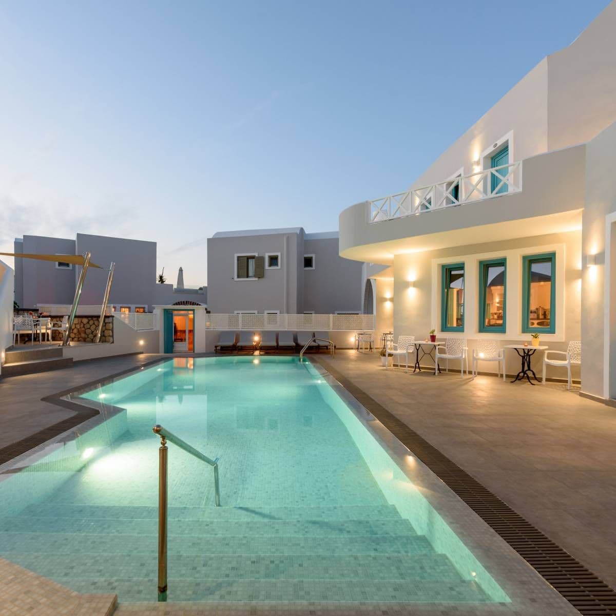 properties-NIKOLAS-0.jpg
