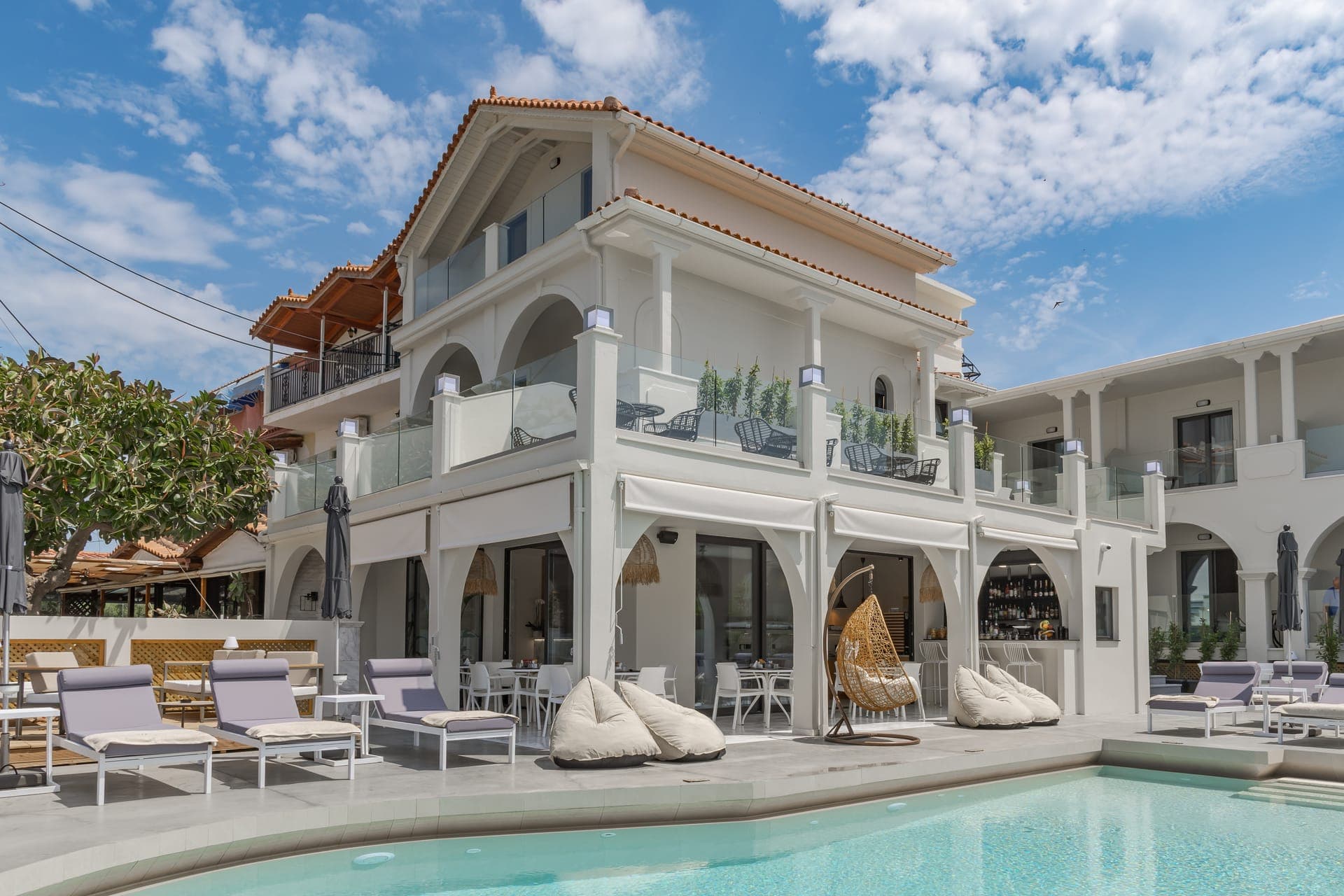 properties-NIKON-0.jpg