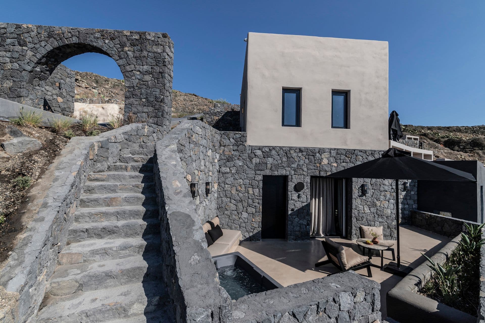 properties-NIMBUSSANT-1.jpg