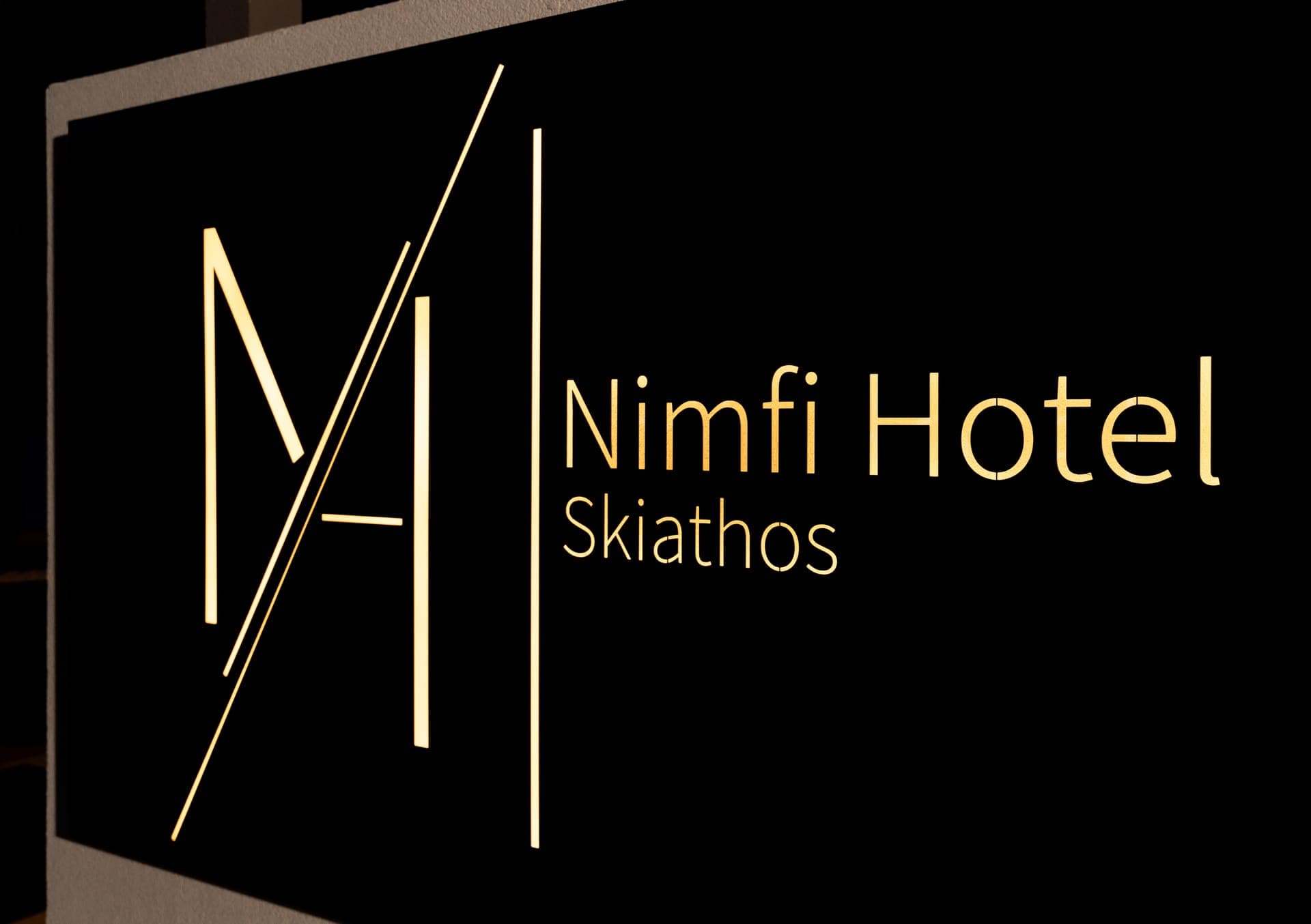 properties-NIMFISUIT-2.jpg