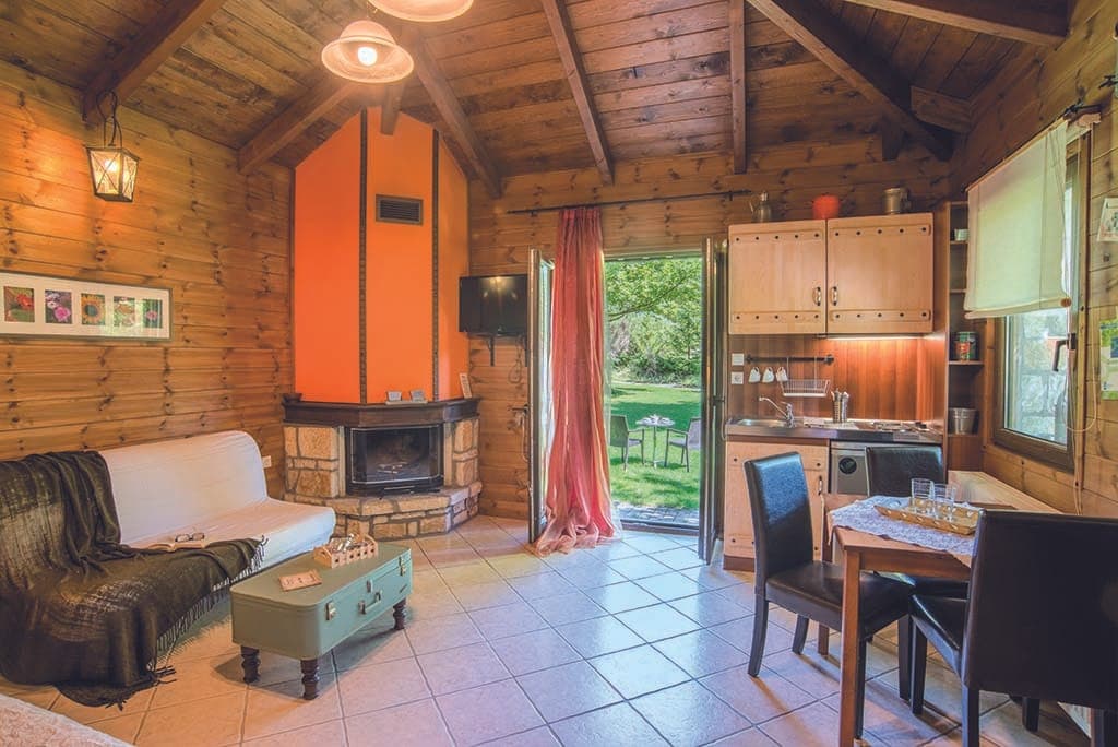 properties-NINEMIAKAR-0.jpg