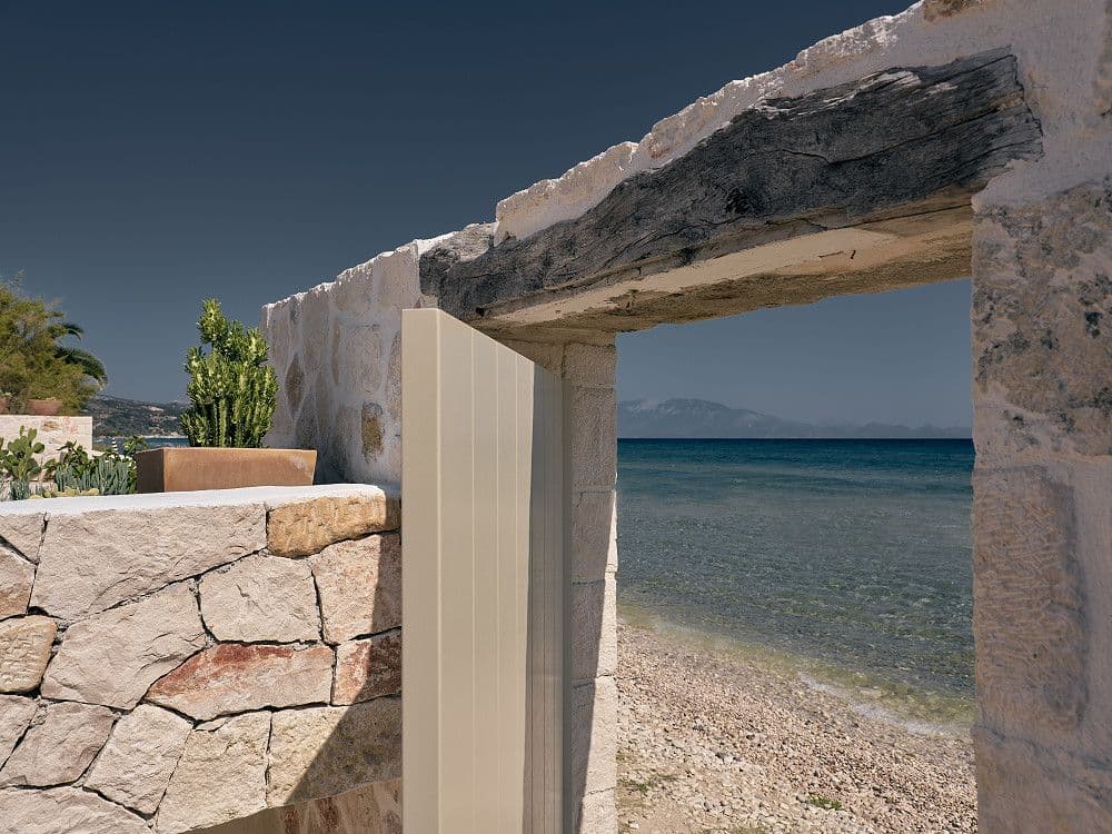 properties-NIOVAVILLA-1.jpg