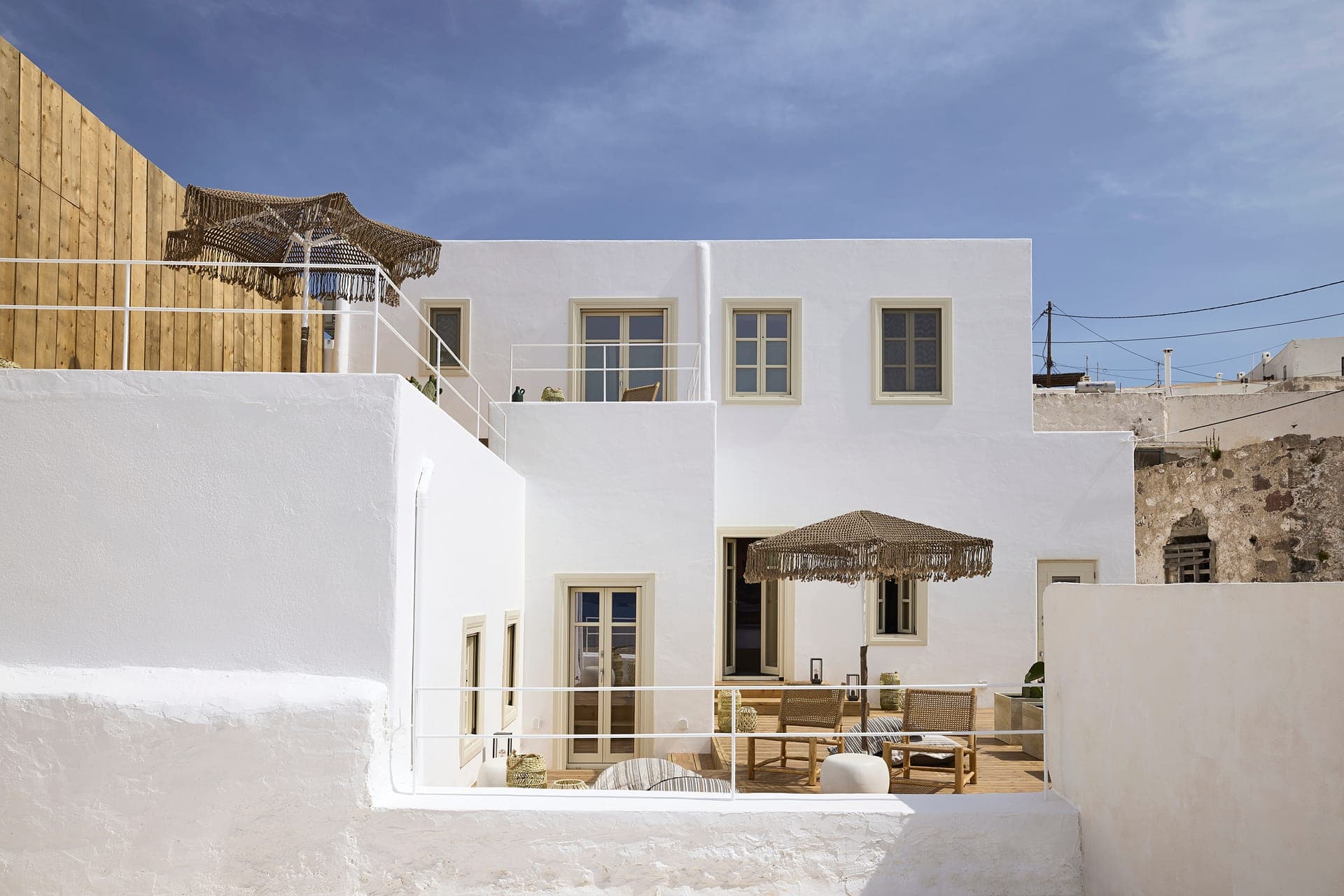 properties-NIOVESUITE-2.jpg