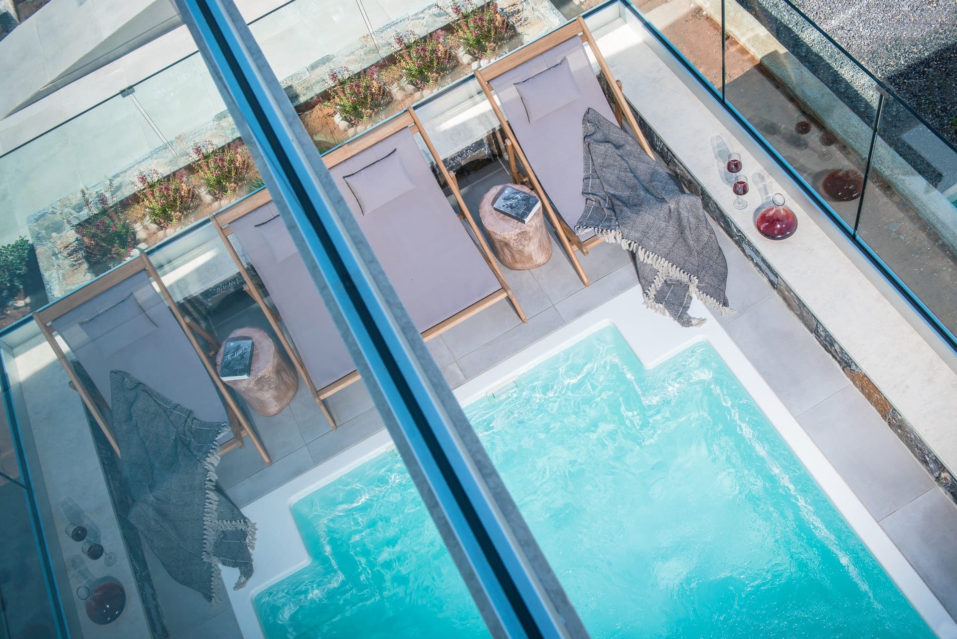 properties-NIRIIDESPA-1.jpg