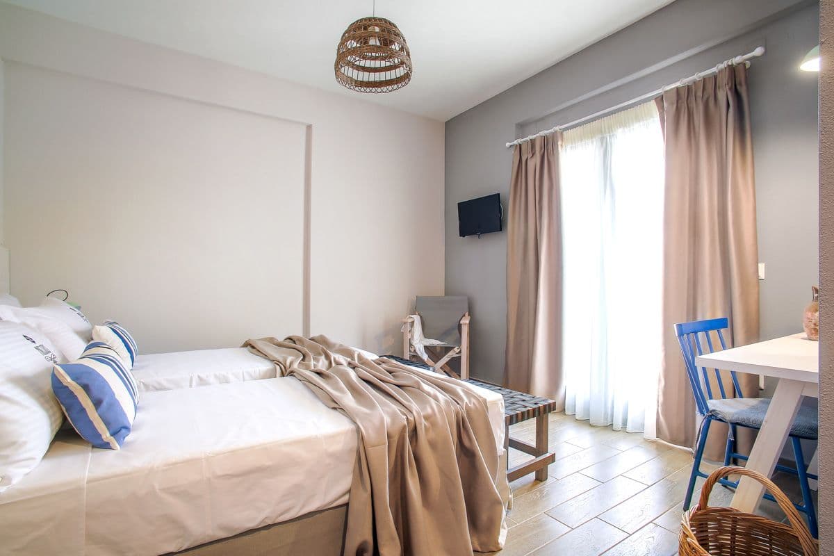 properties-NISSOSAH-0.jpg