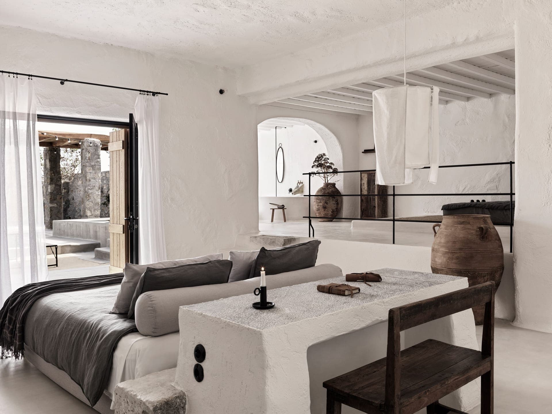 properties-NOMADMYKON-1.jpg