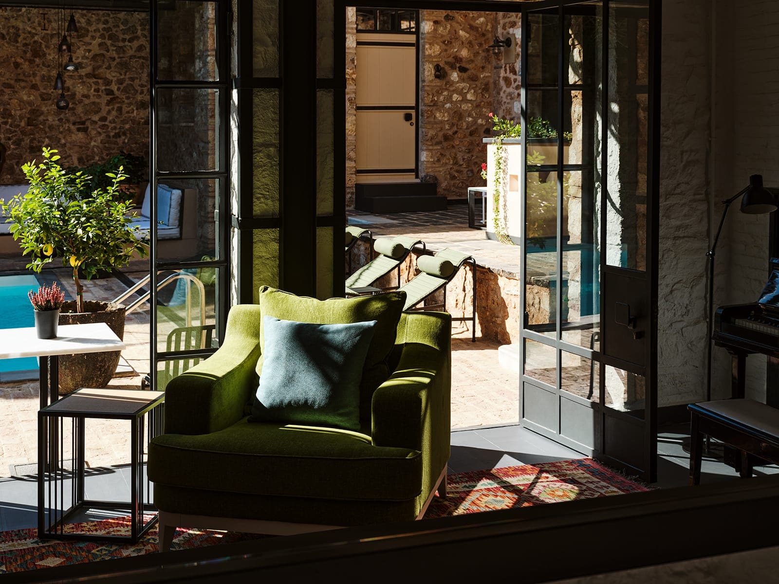 properties-NOTHOTEL-4.jpg