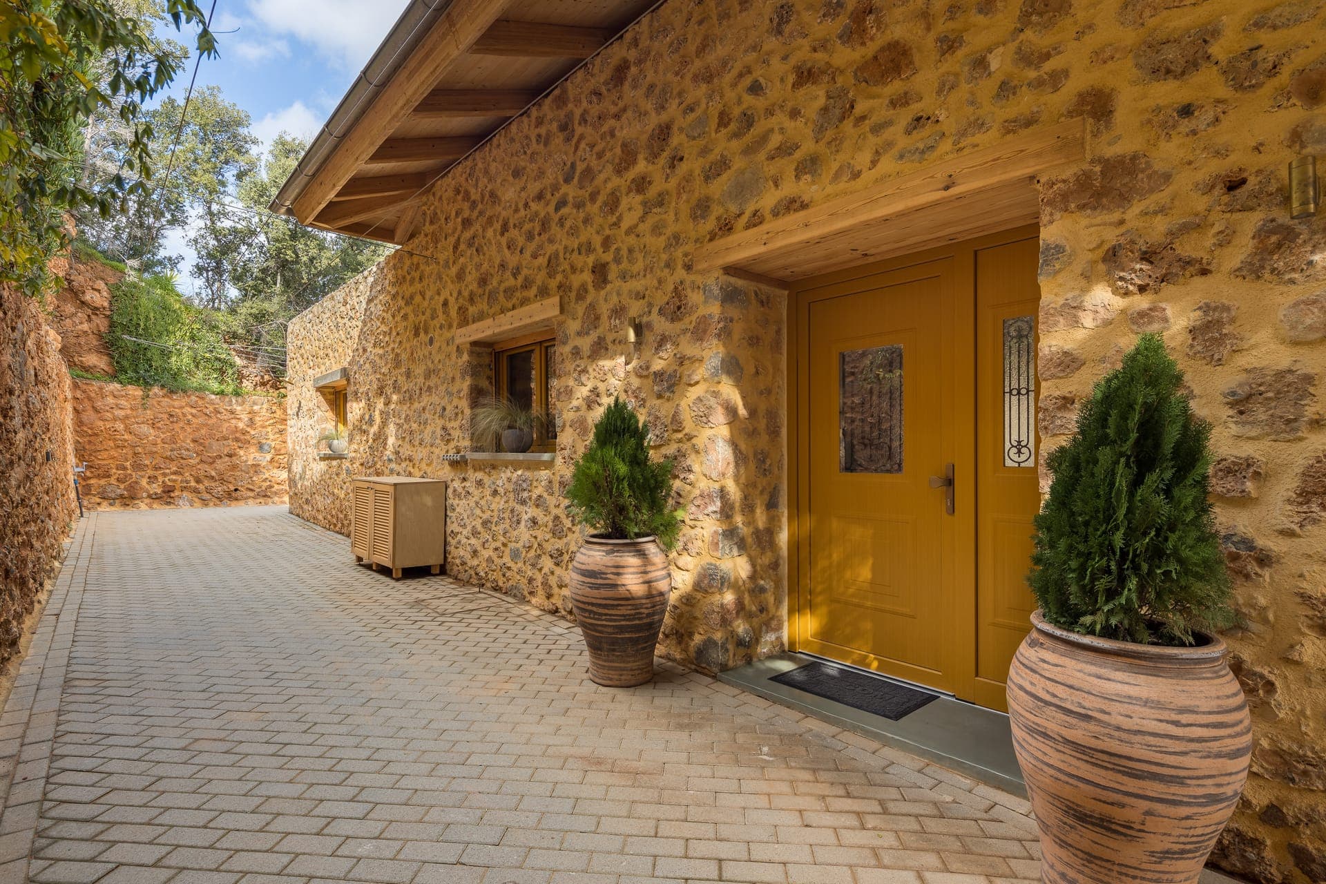 properties-OAKTREE-2.jpg