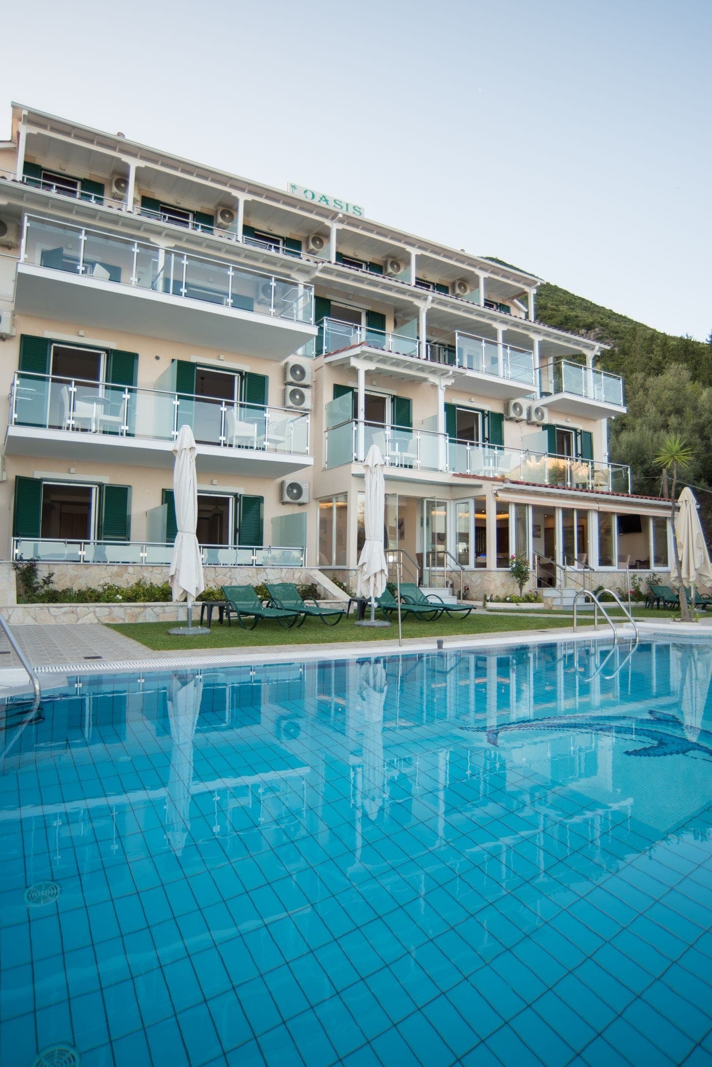 properties-OASISLEFKA-0.jpg