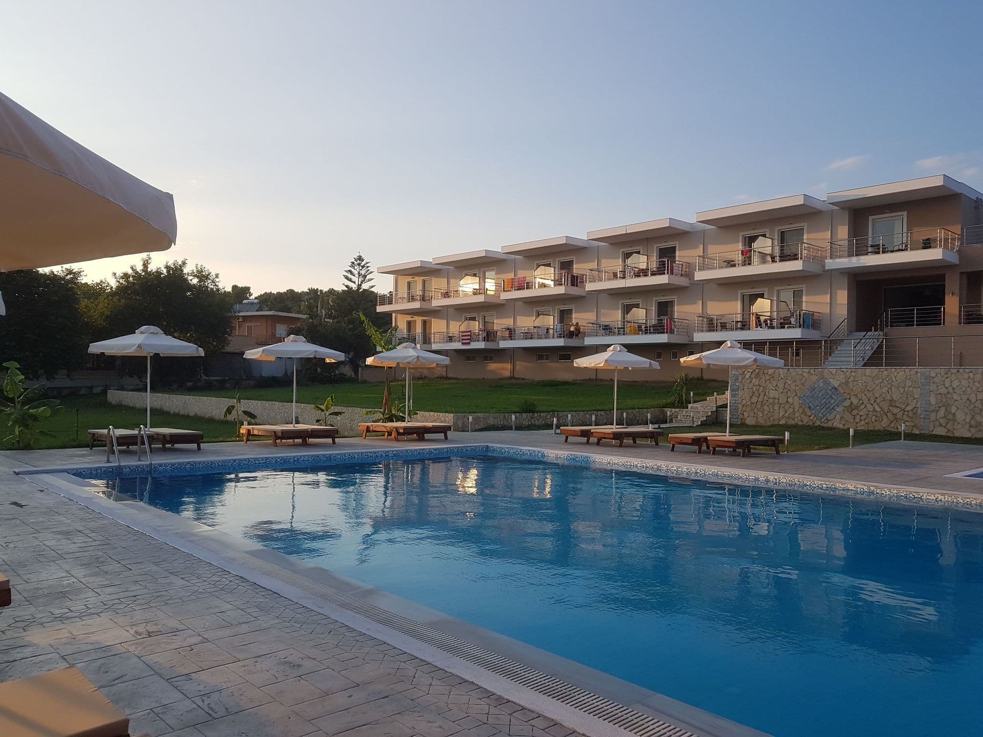 properties-OCEANHOTEL-0.jpg