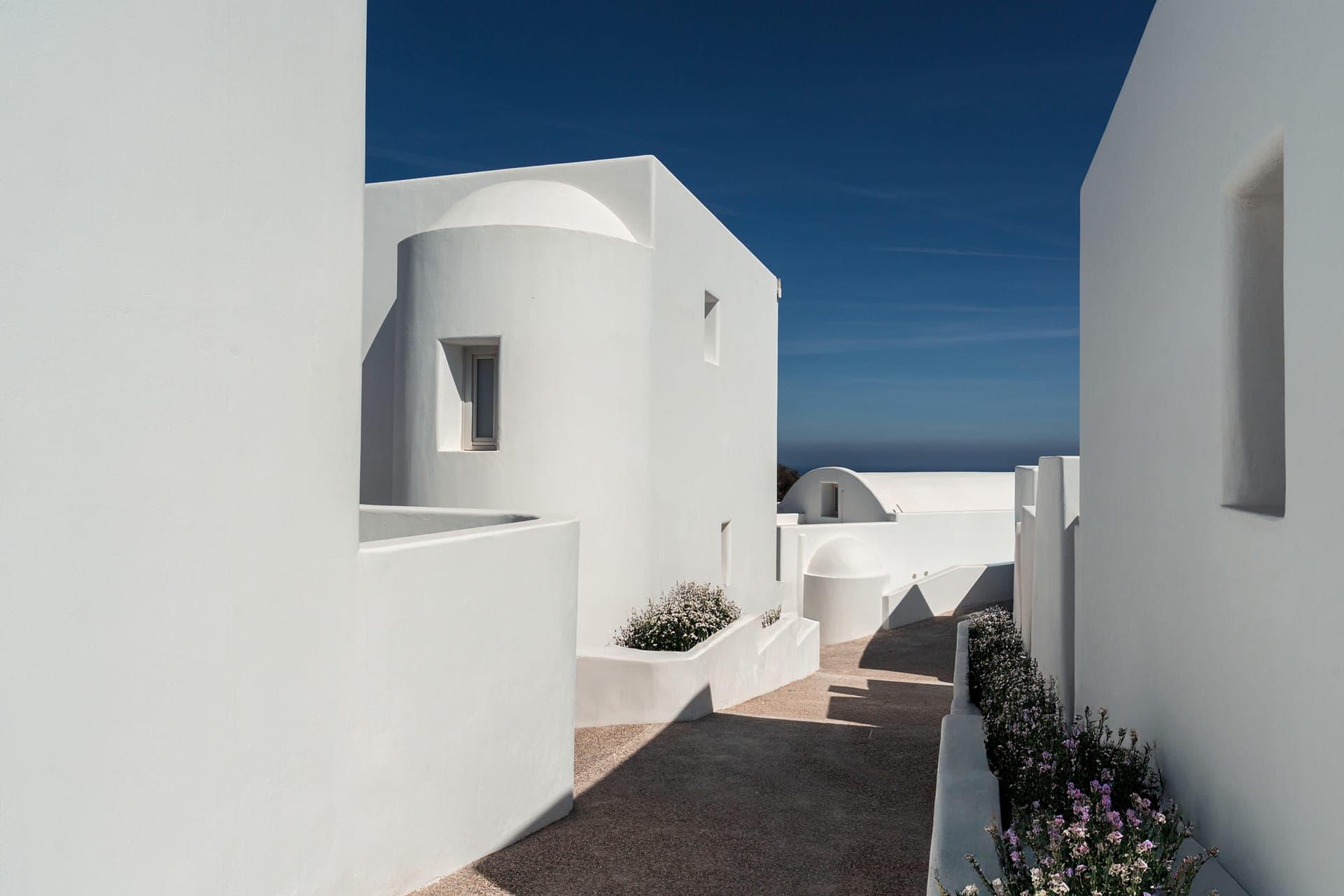 properties-OIKOSSANTO-1.jpg