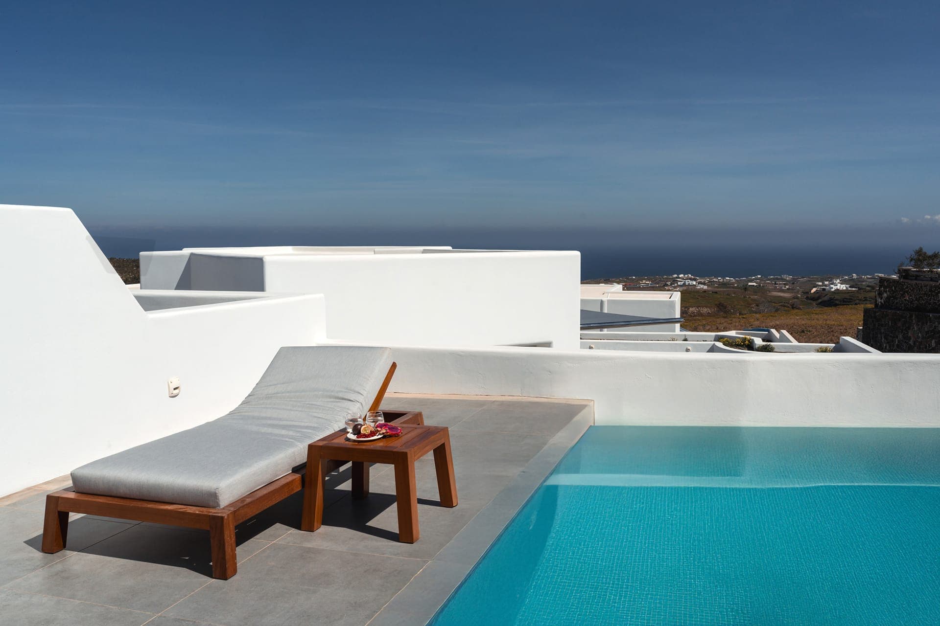 properties-OIKOSSANTO-2.jpg