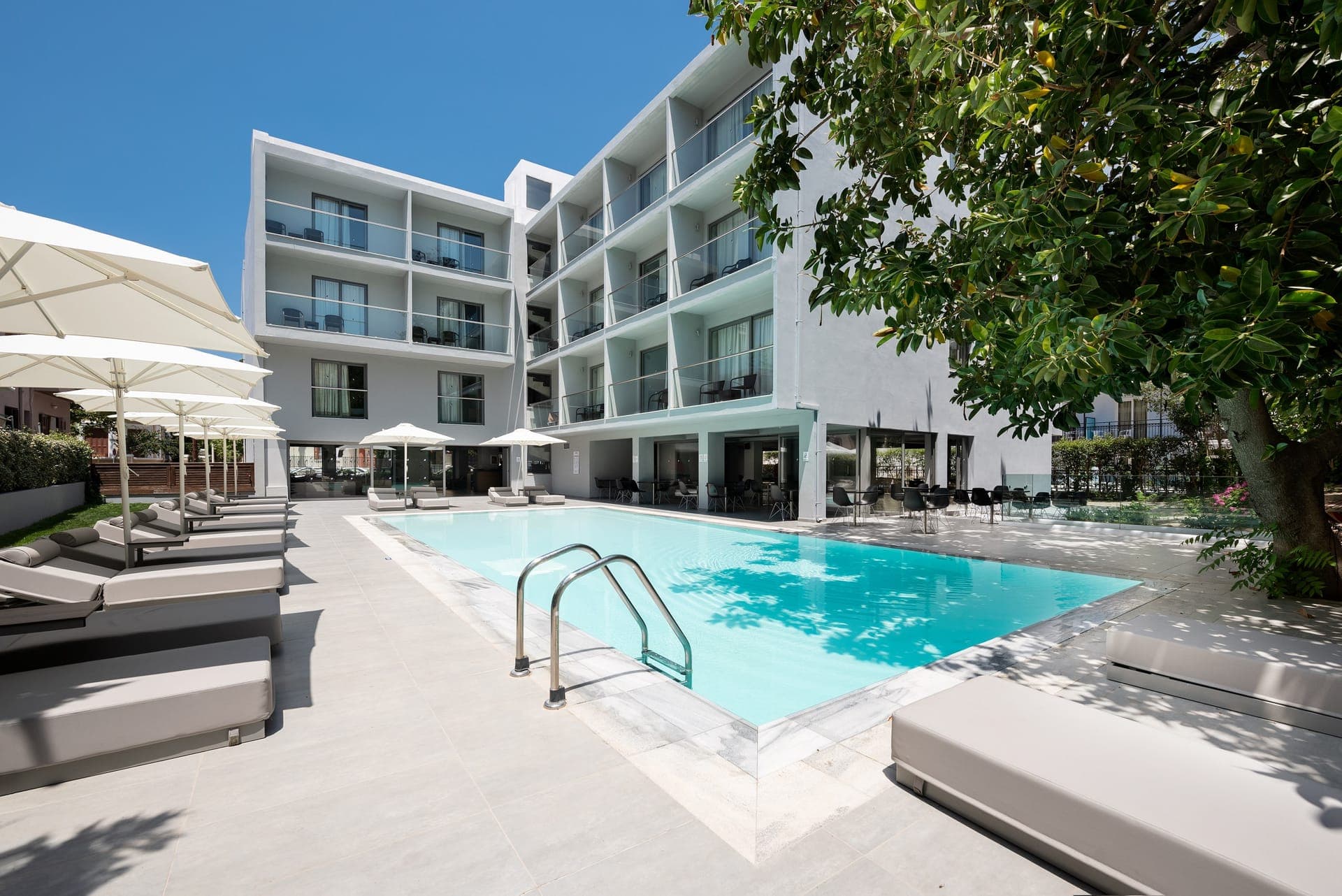 properties-OKTOBER-0.jpg