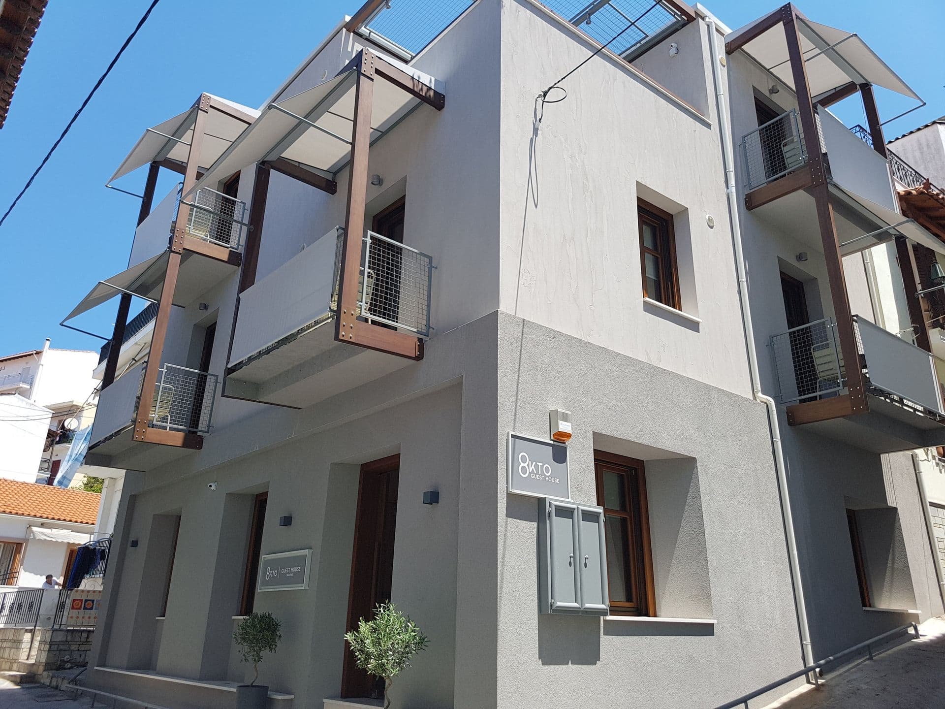 properties-OKTOGUESTH-2.jpg