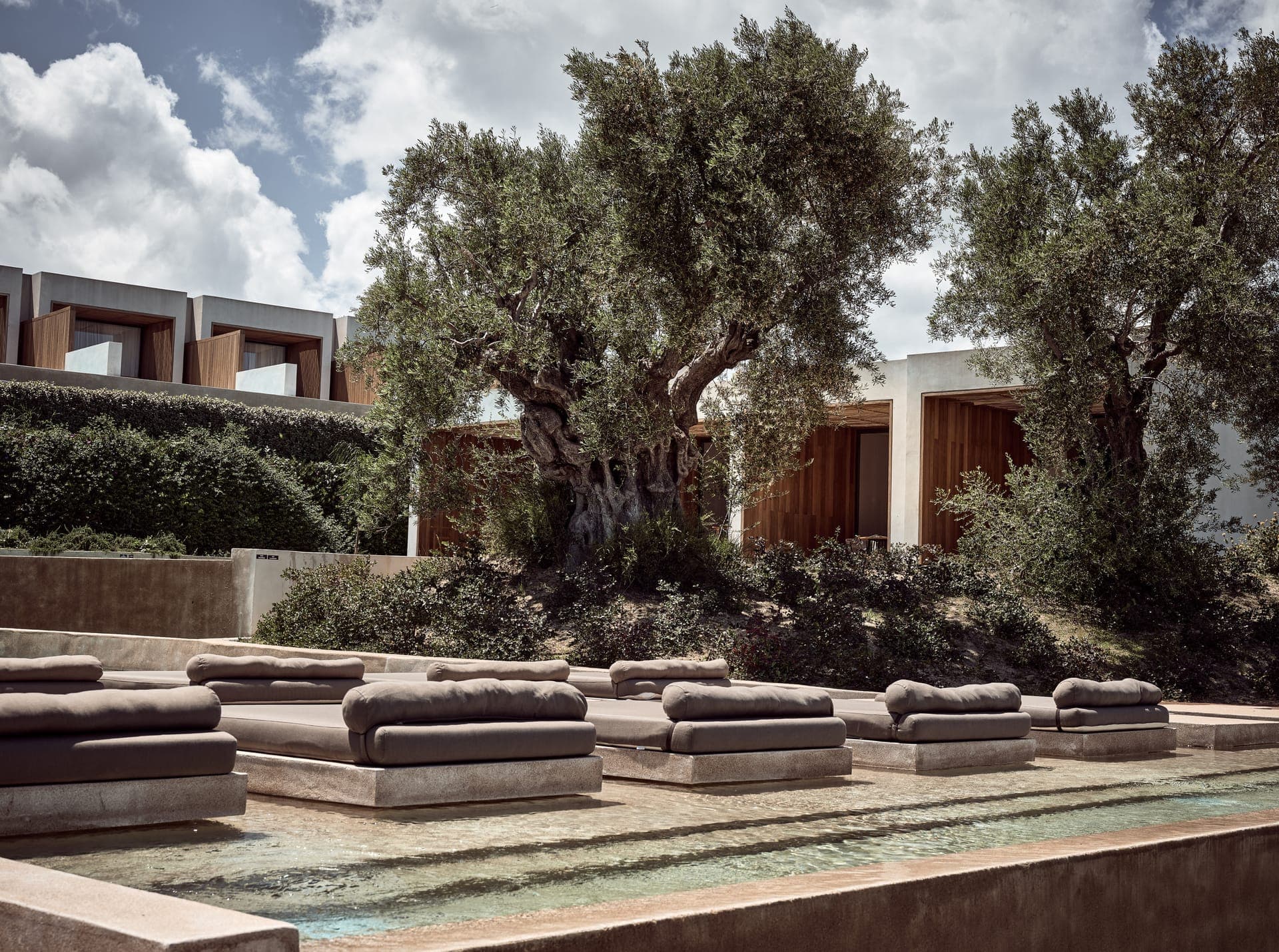 properties-OLEAALLSUI-4.jpg