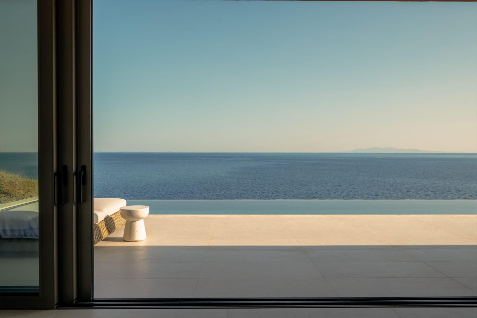 properties-OLENSYROS-1.jpg