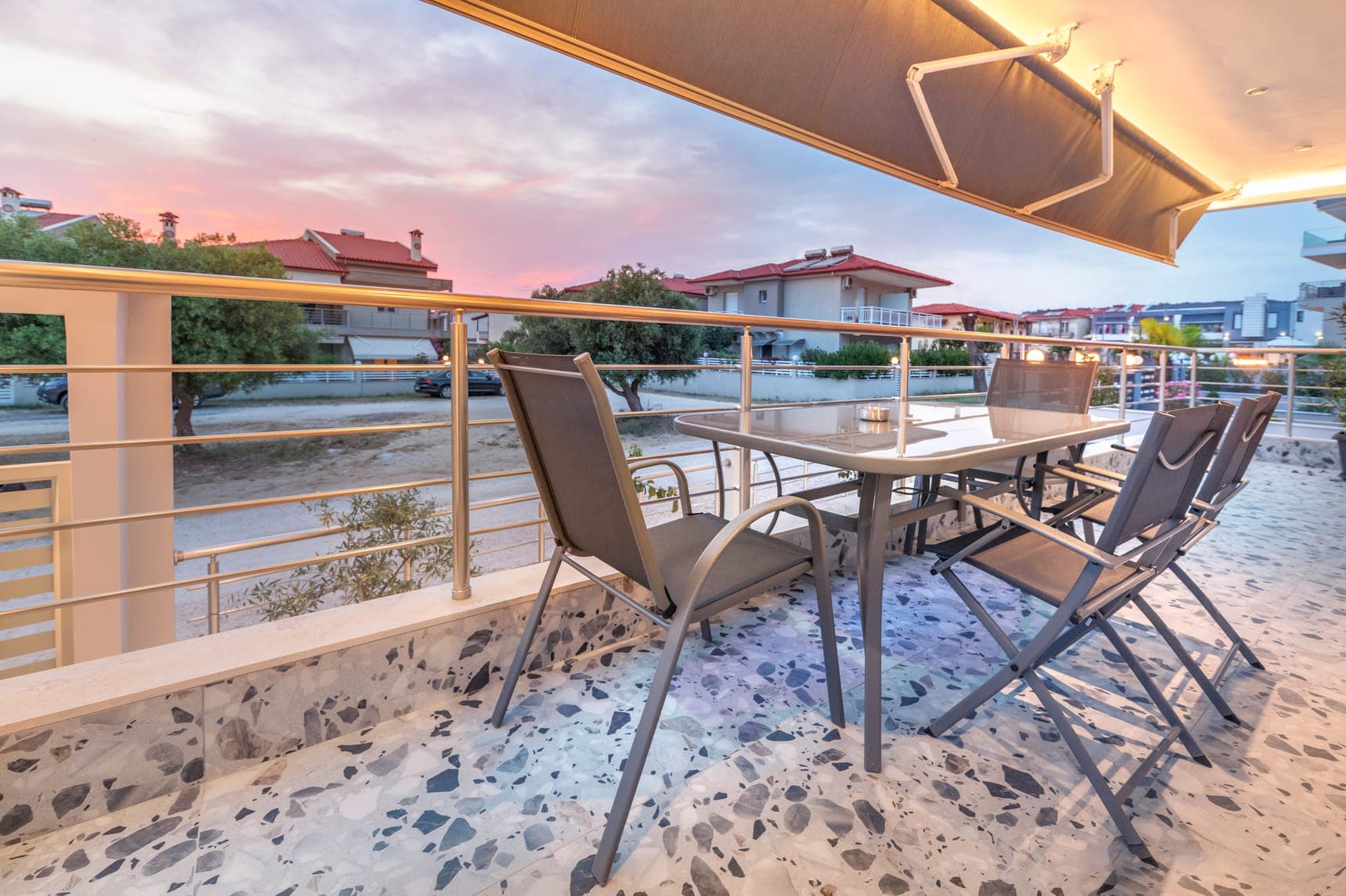 Olive Inn, Nikiti Halkidiki