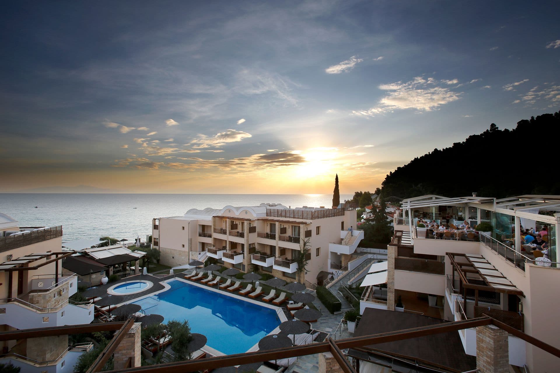 properties-OLYMSUNSET-0.jpg