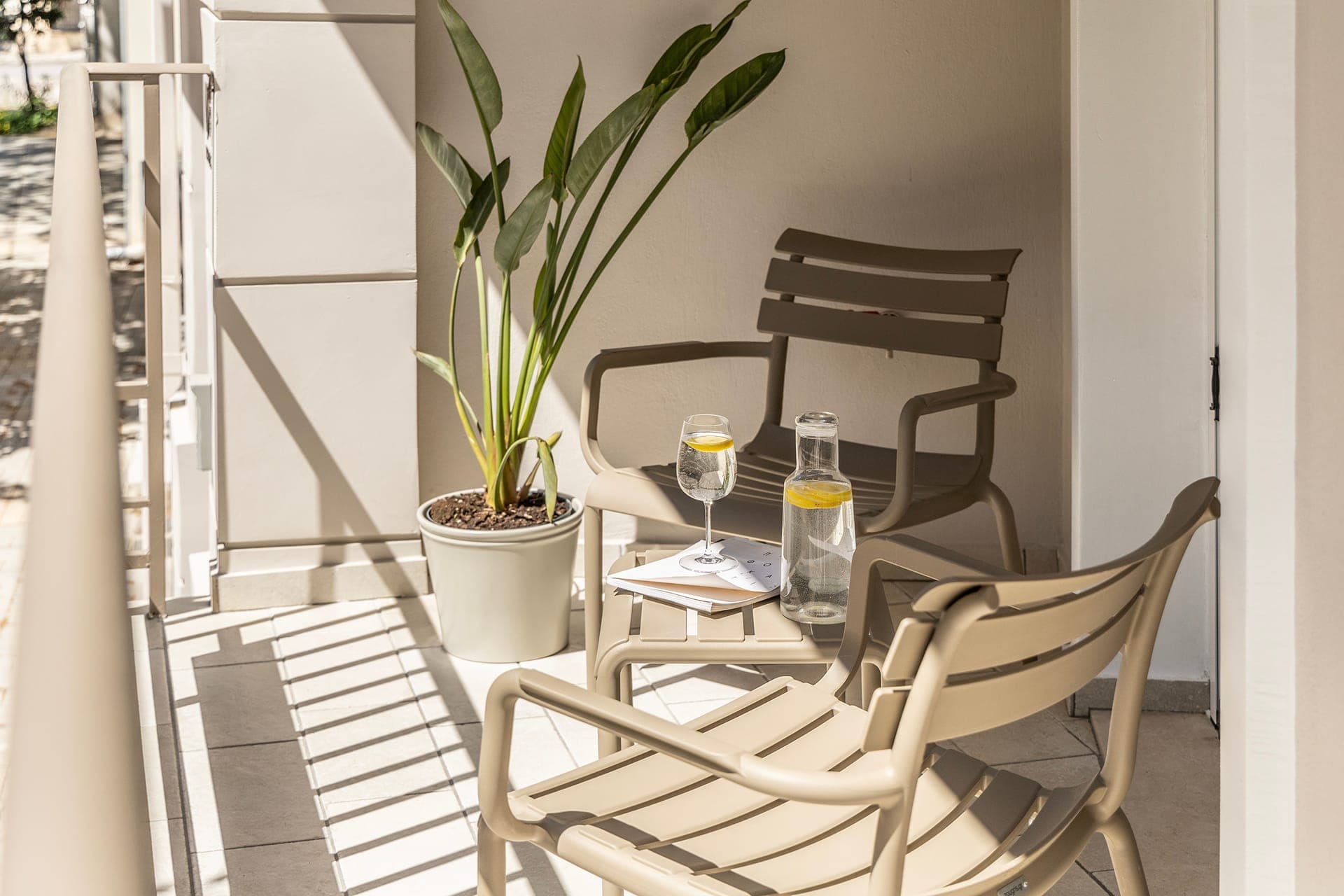 properties-OMLIVINGVO-2.jpg