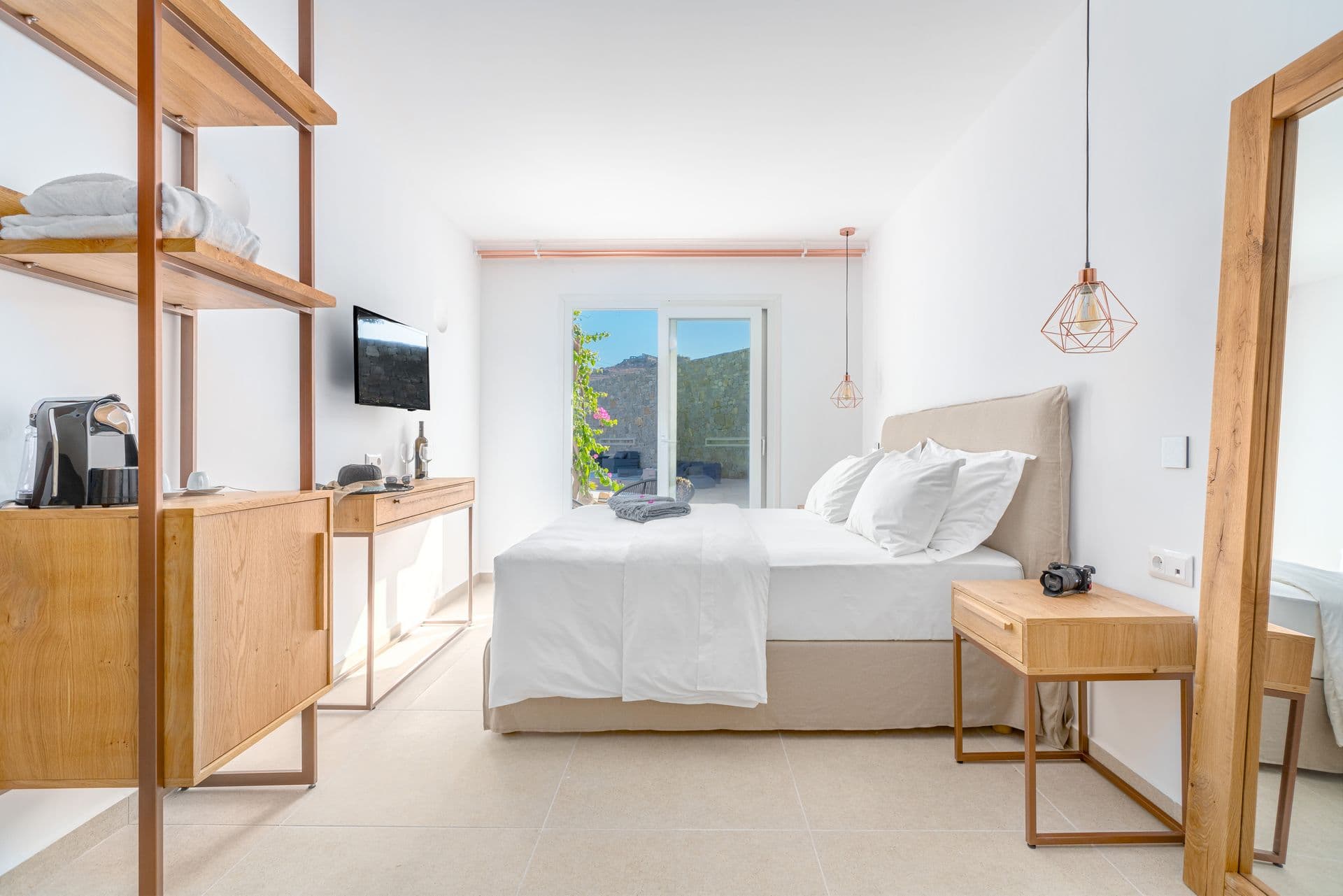 properties-OMNIA-4.jpg