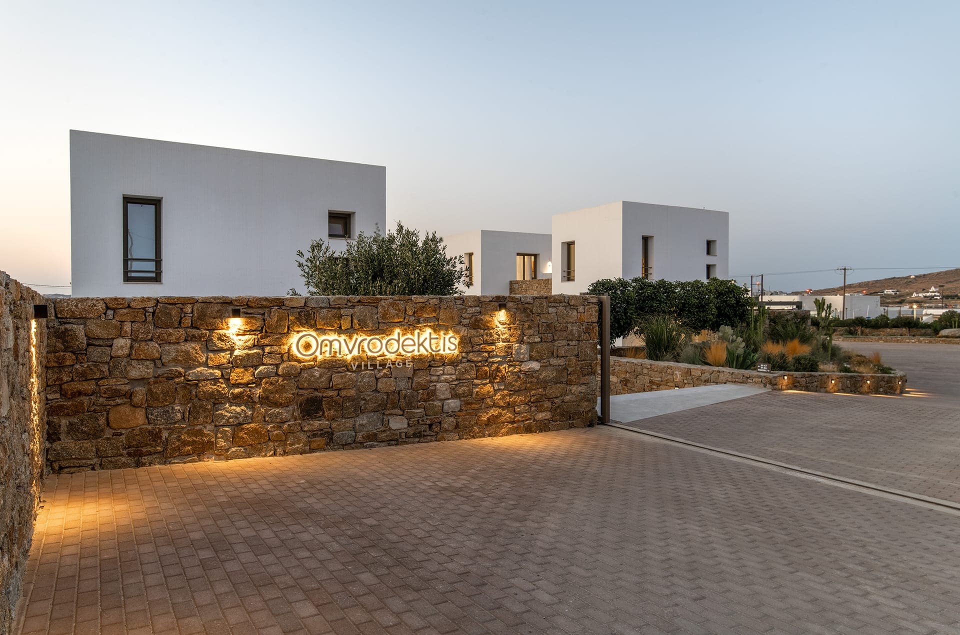 properties-OMVRODEKT-0.jpg
