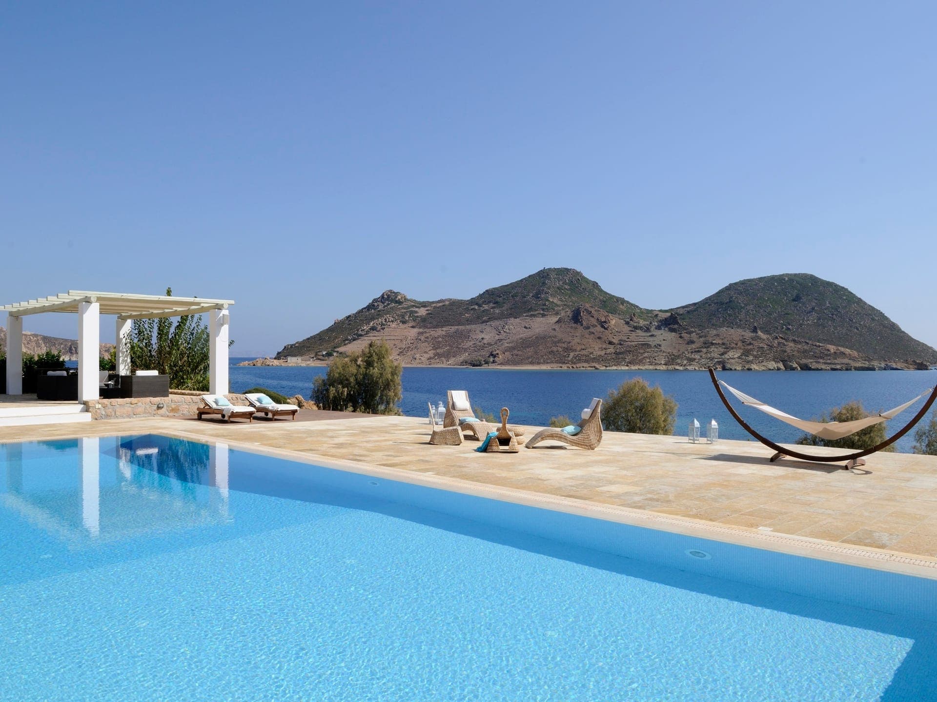 properties-ONARPATMOS-3.jpg