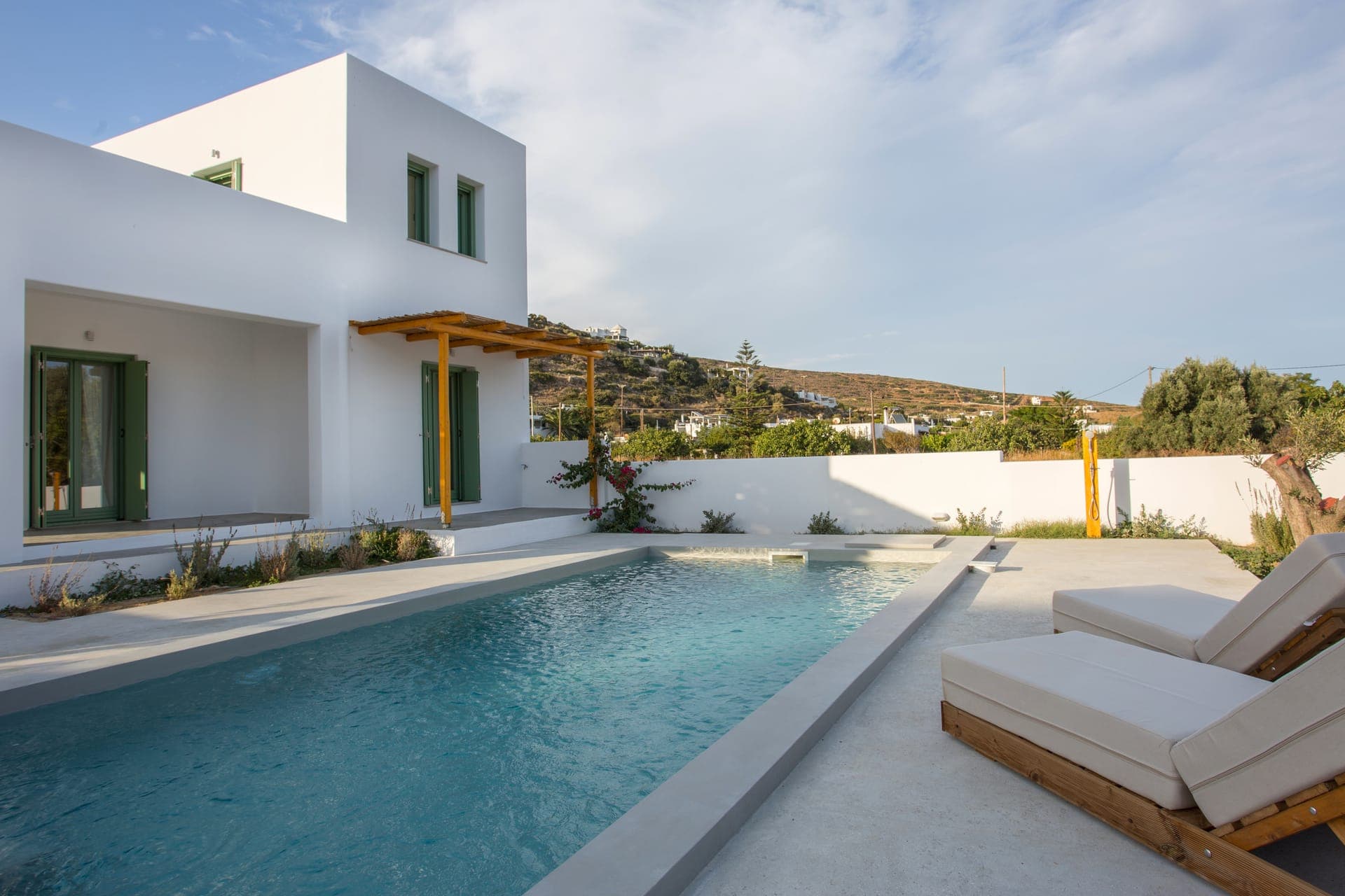 properties-ONARVILLA-0.jpg