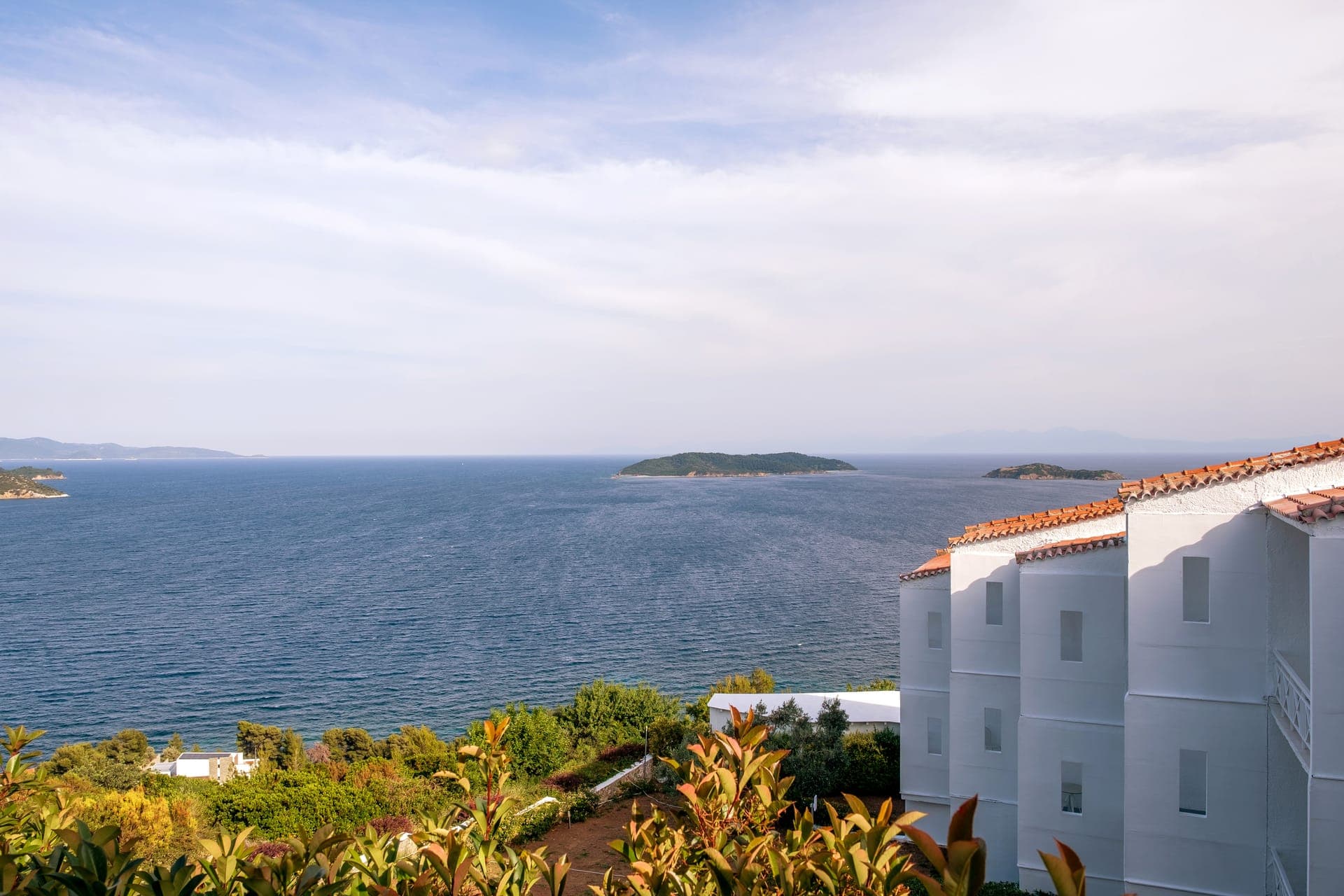 properties-ONIROSKIA-1.jpg