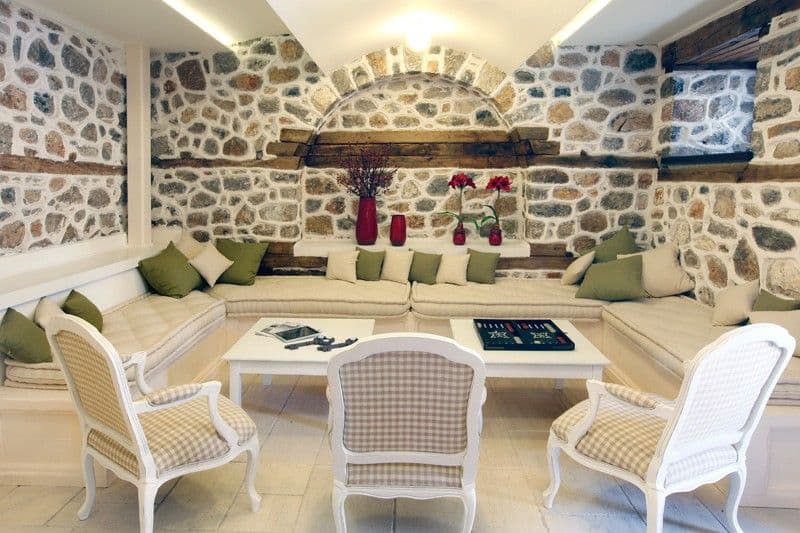 properties-OROLOGOP-2.jpg