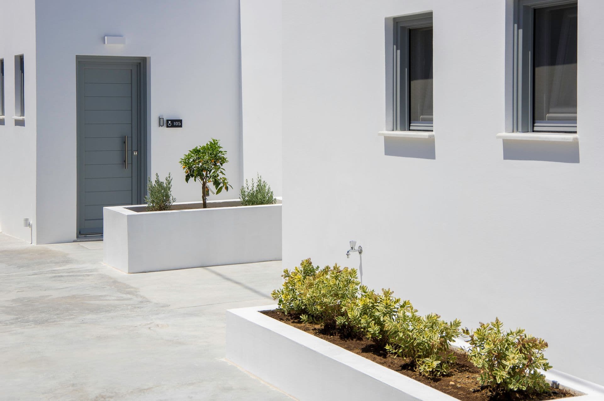 properties-OROSUITES-2.jpg