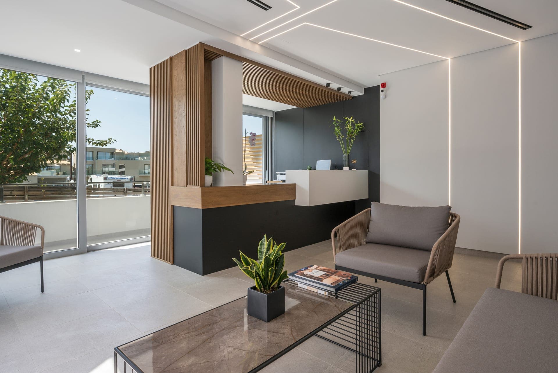properties-OSTRAKON-0.jpg