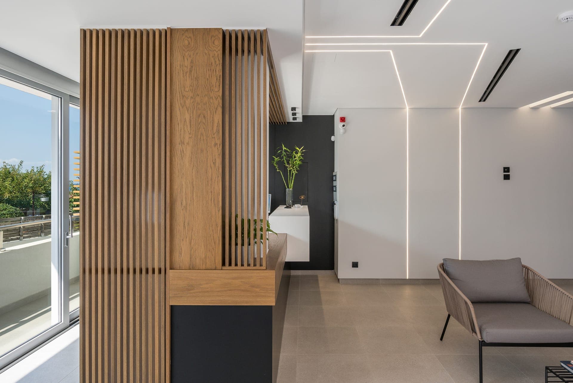 properties-OSTRAKON-1.jpg