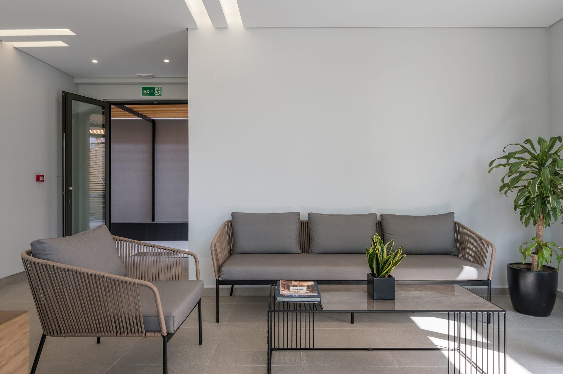 properties-OSTRAKON-3.jpg