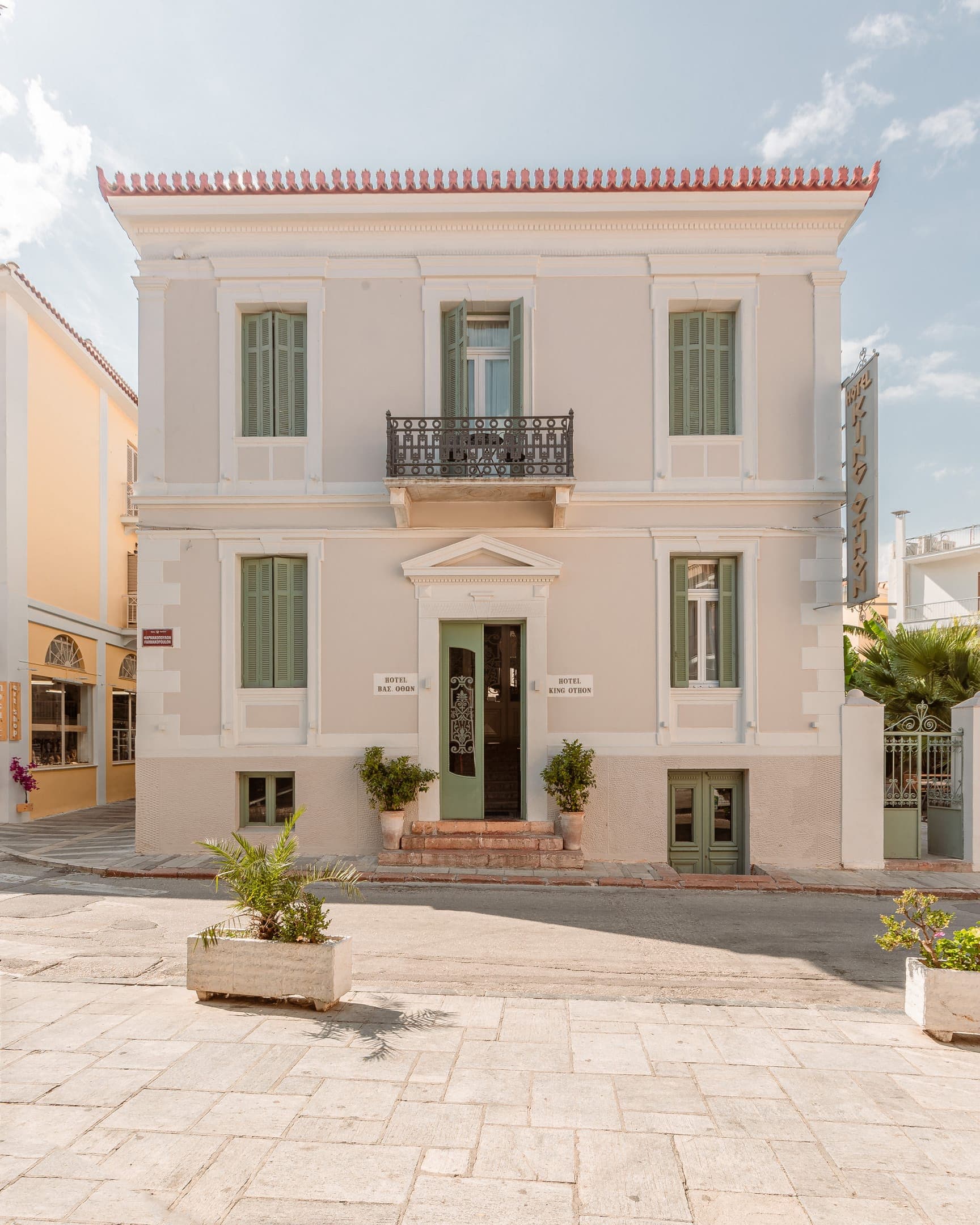 properties-OTHONKING-1.jpg