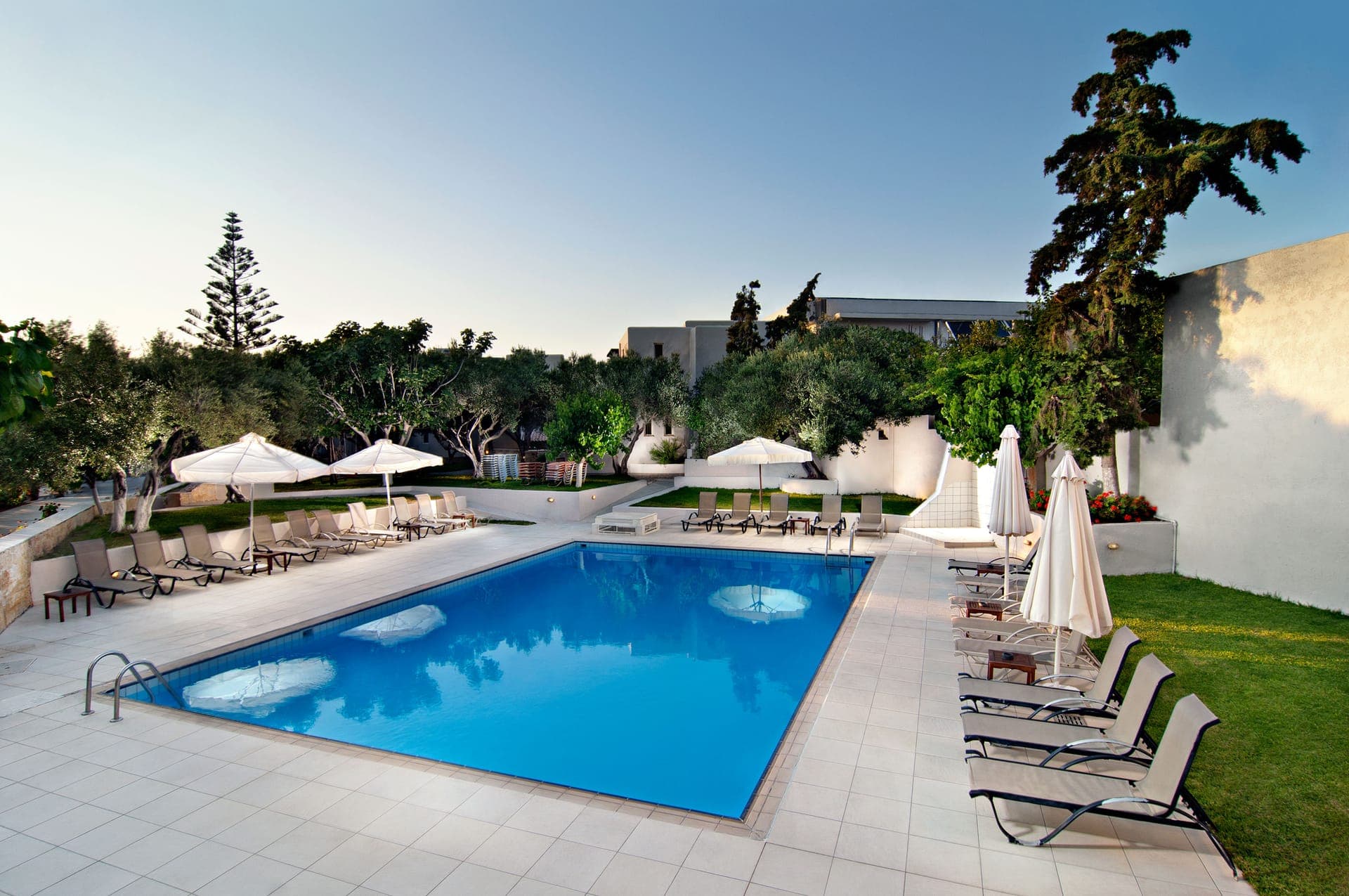 properties-OURANIAAPT-0.jpg