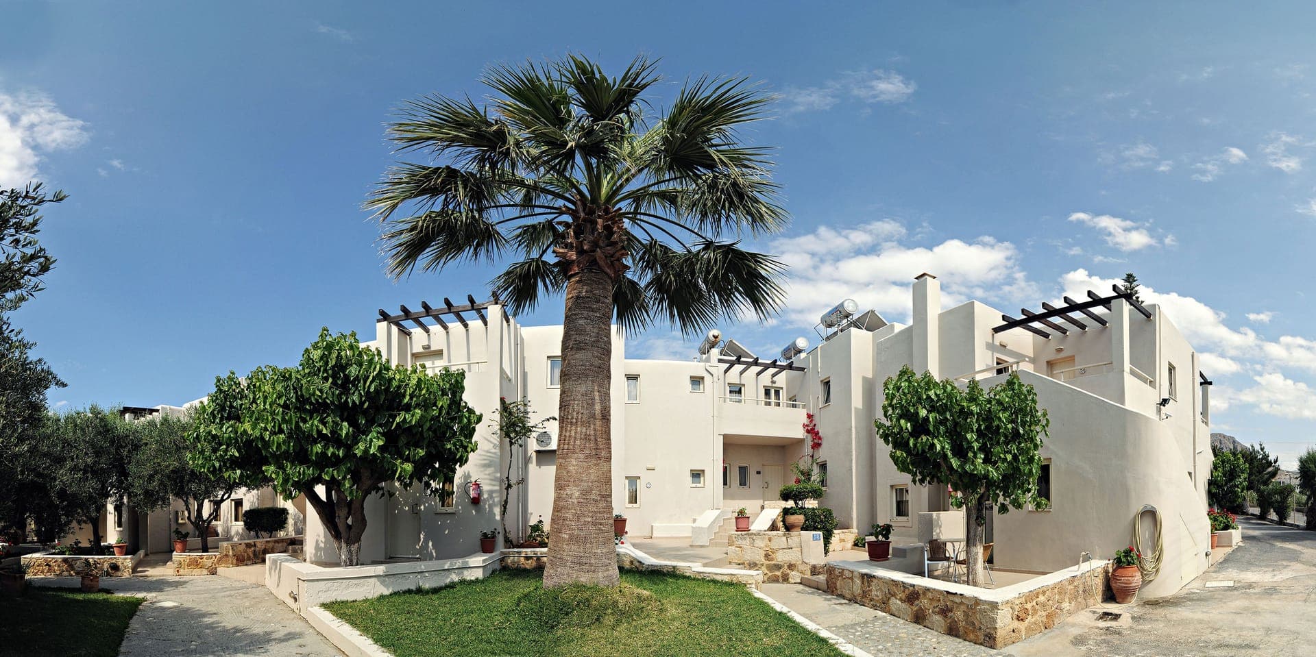 properties-OURANIAAPT-1.jpg