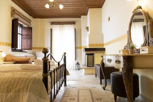 properties-OURANOGEIT-4.jpg