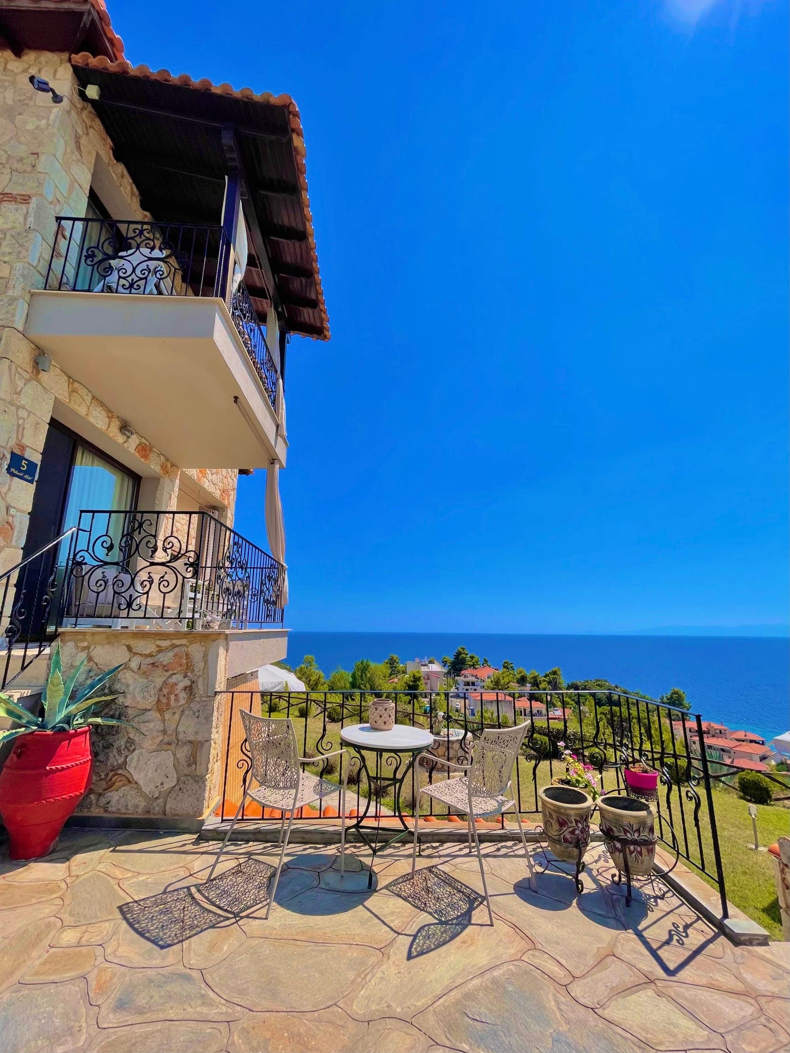 properties-PALAMIDI-2.jpg