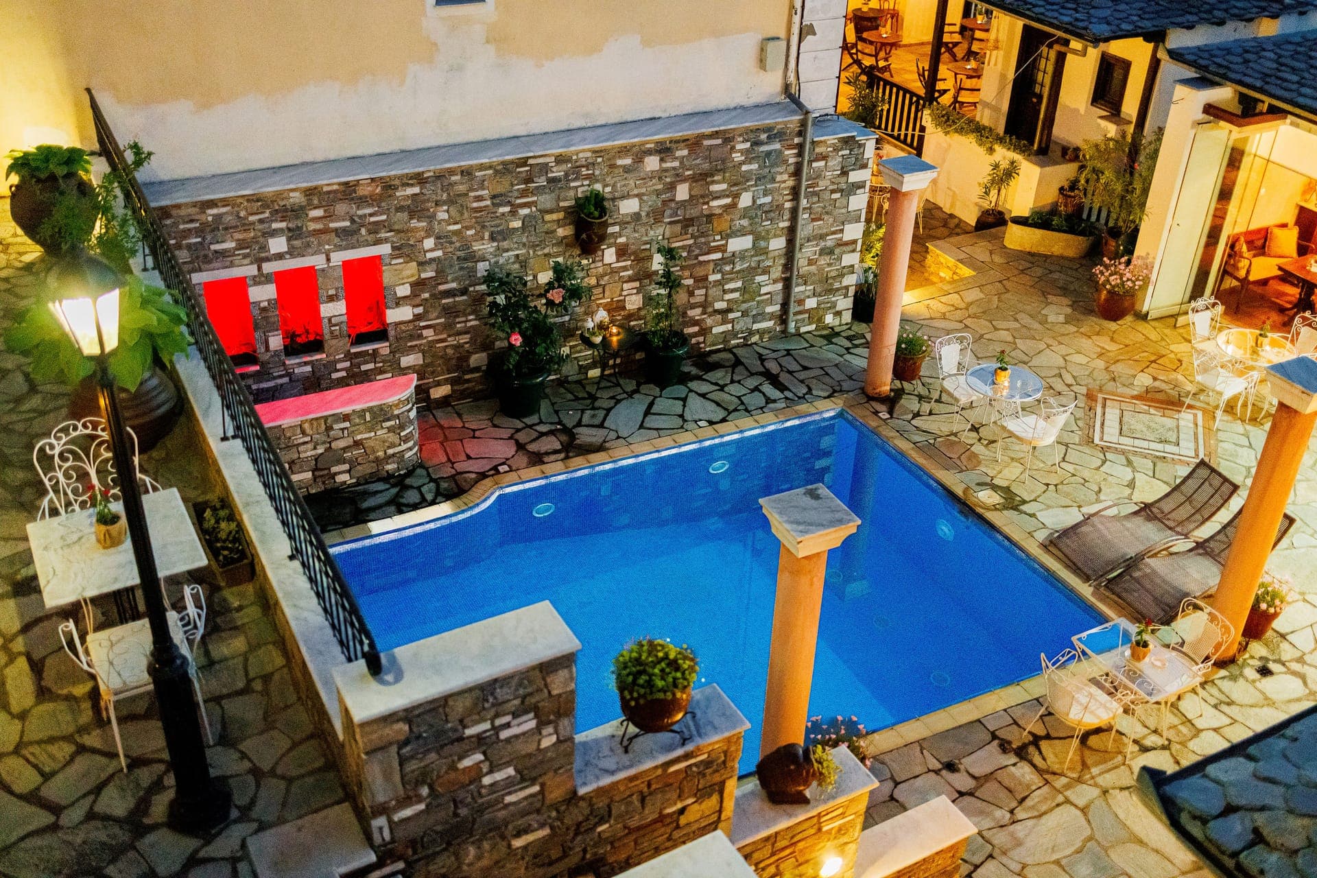 properties-PALLADHOT-4.jpg