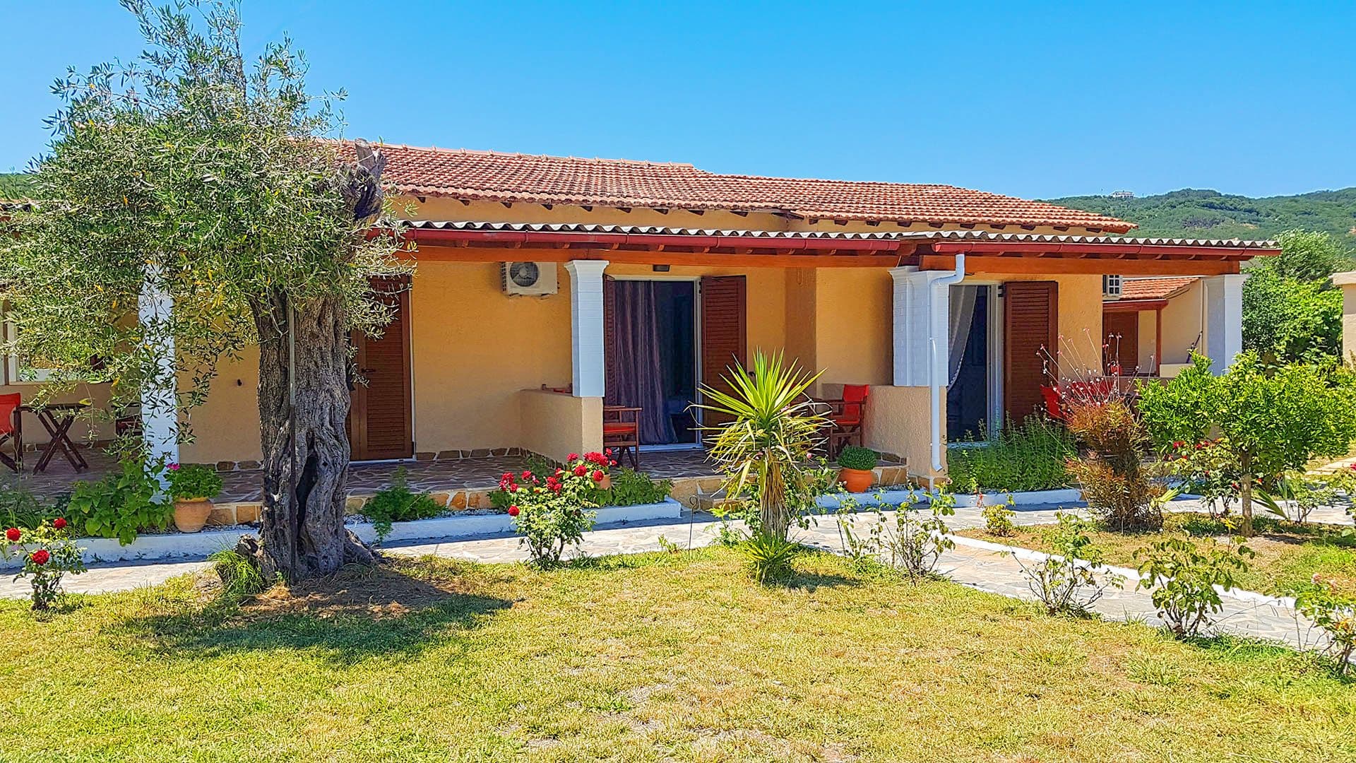 properties-PANOREAVIL-0.jpg