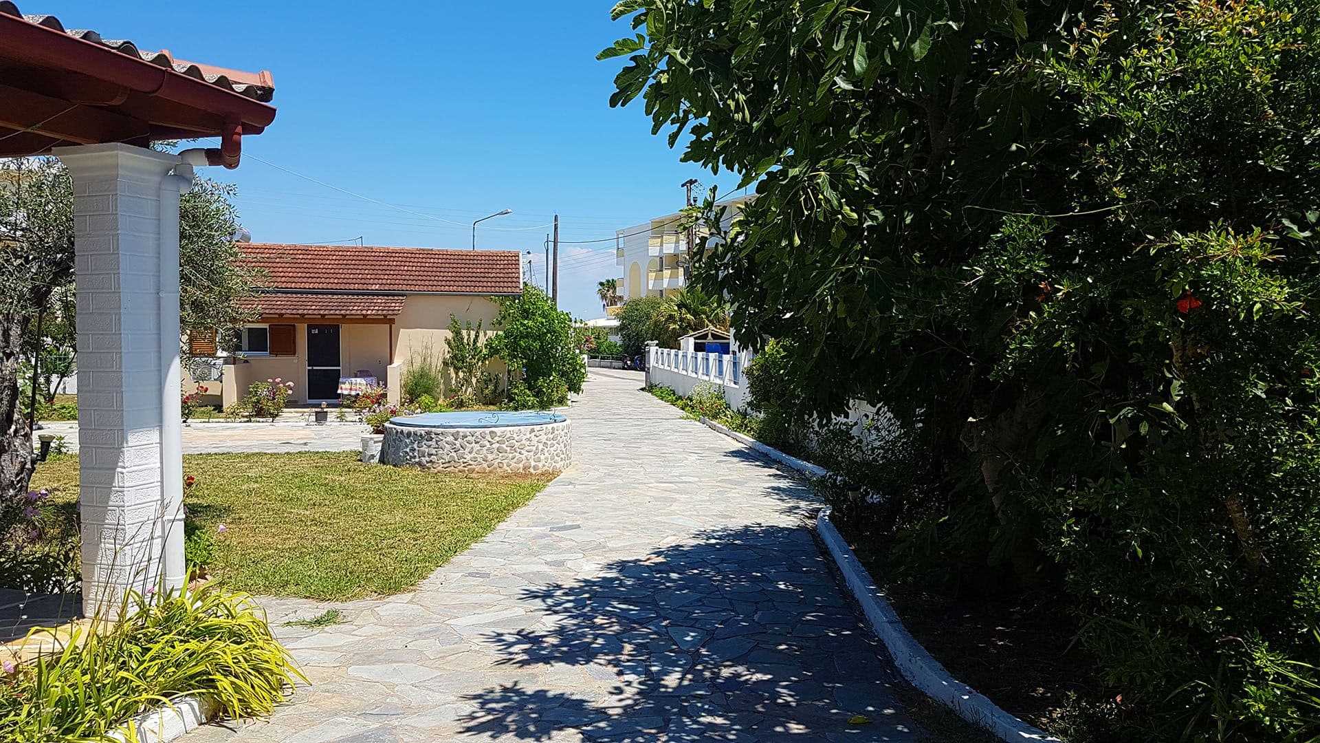 properties-PANOREAVIL-1.jpg